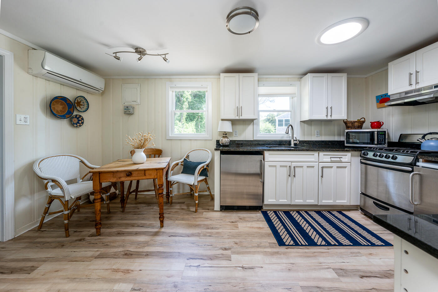82 Shore Road # 8