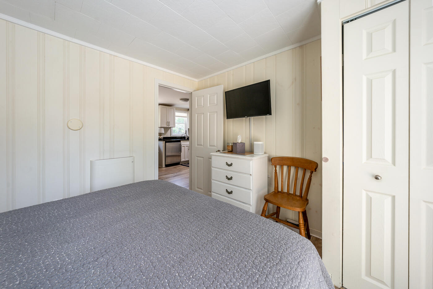 82 Shore Road # 8