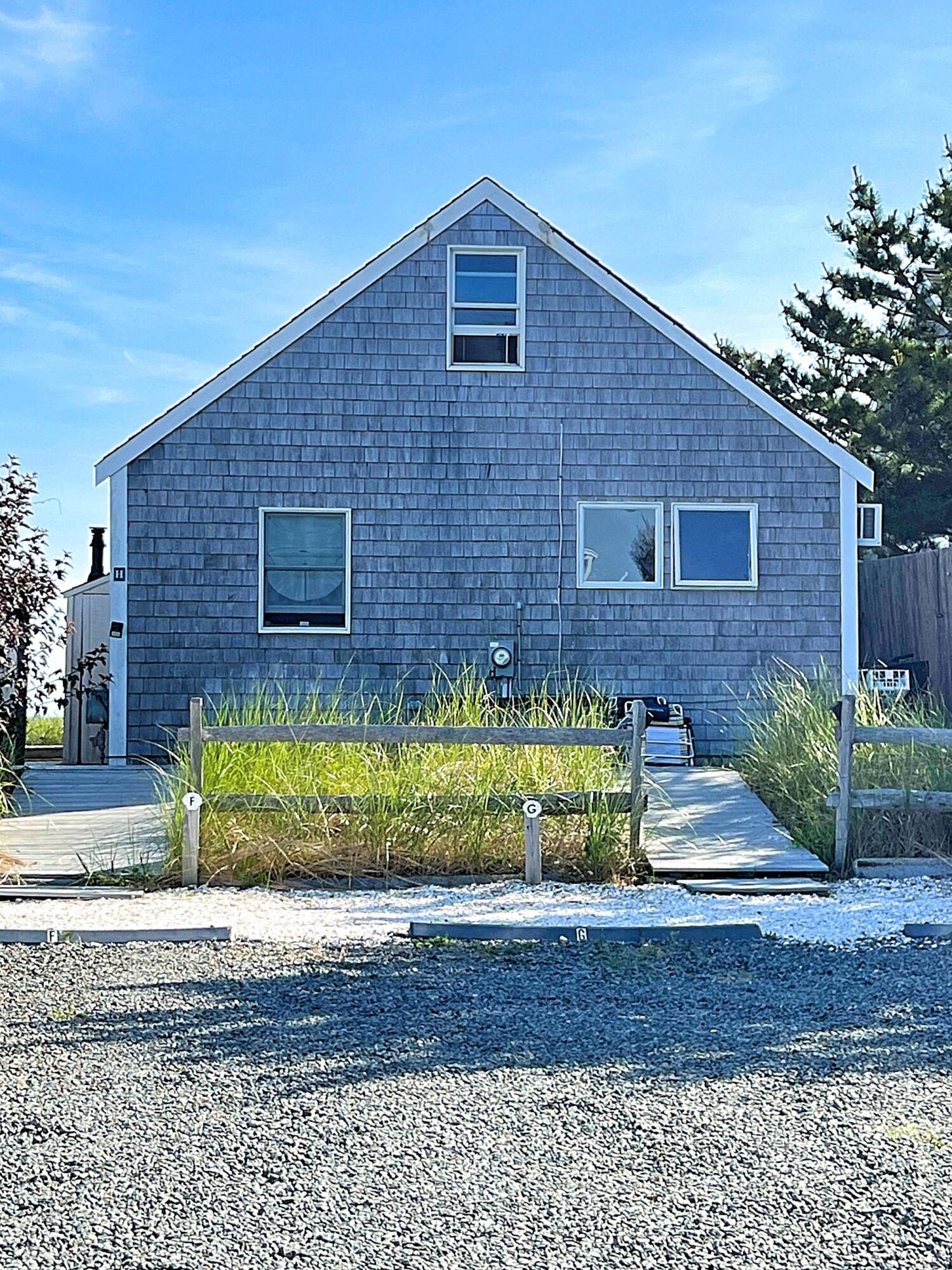 596 Shore Road # H