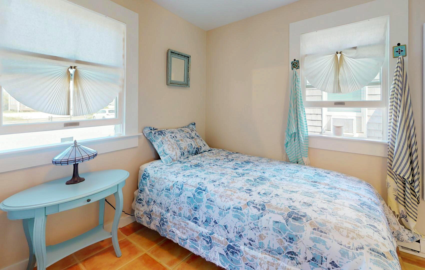 596 Shore Road # H