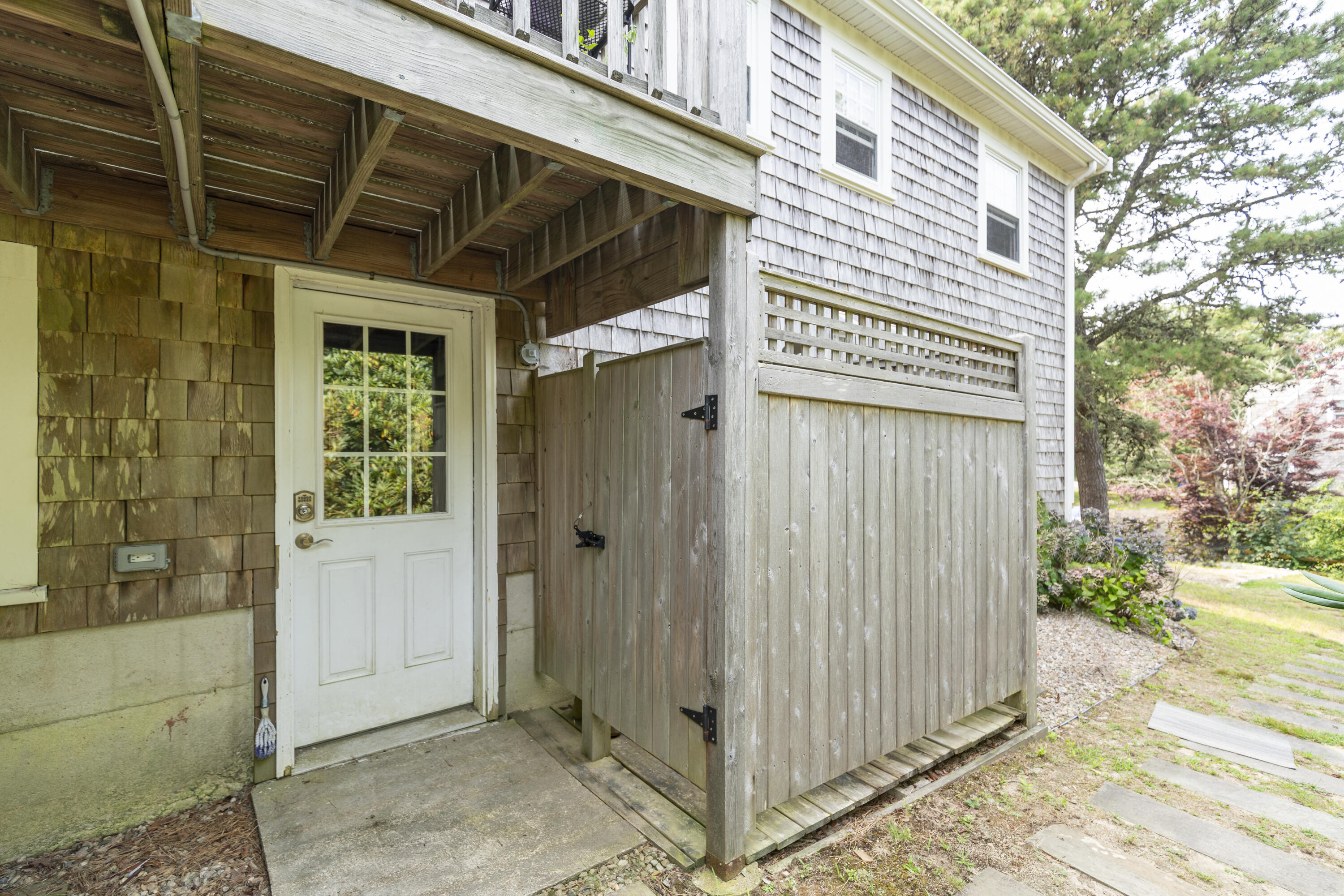 190 Heritage Lane