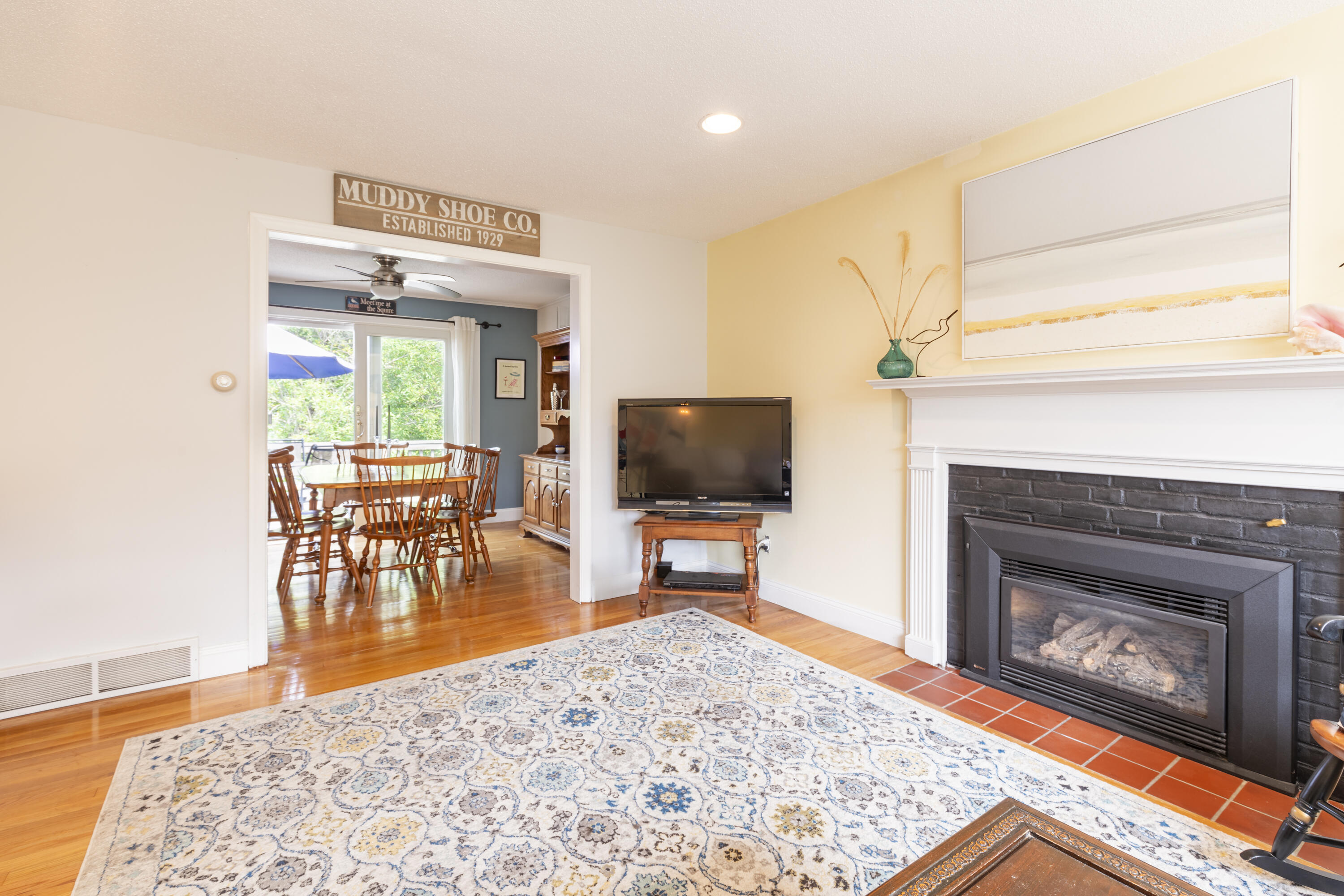 190 Heritage Lane
