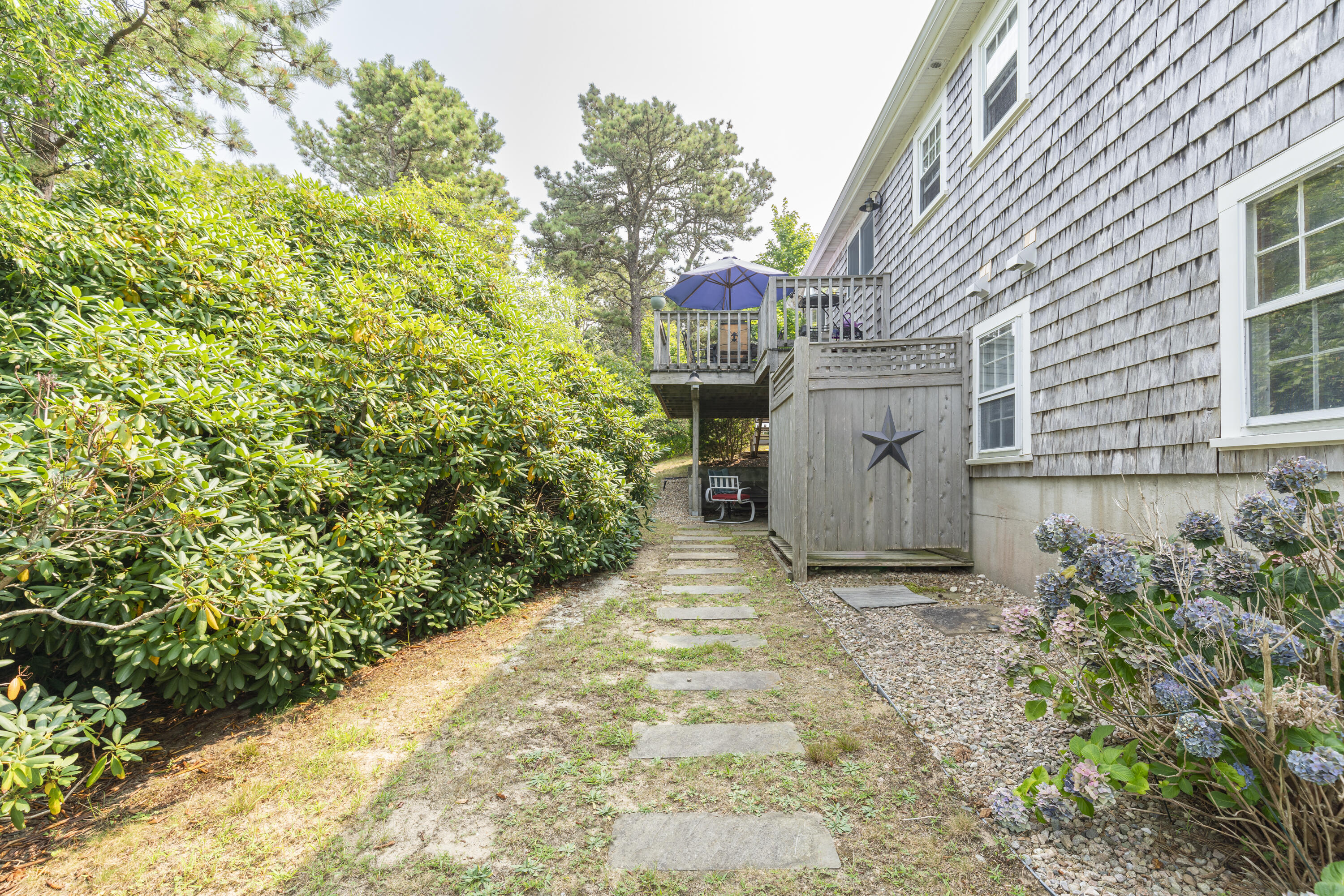190 Heritage Lane