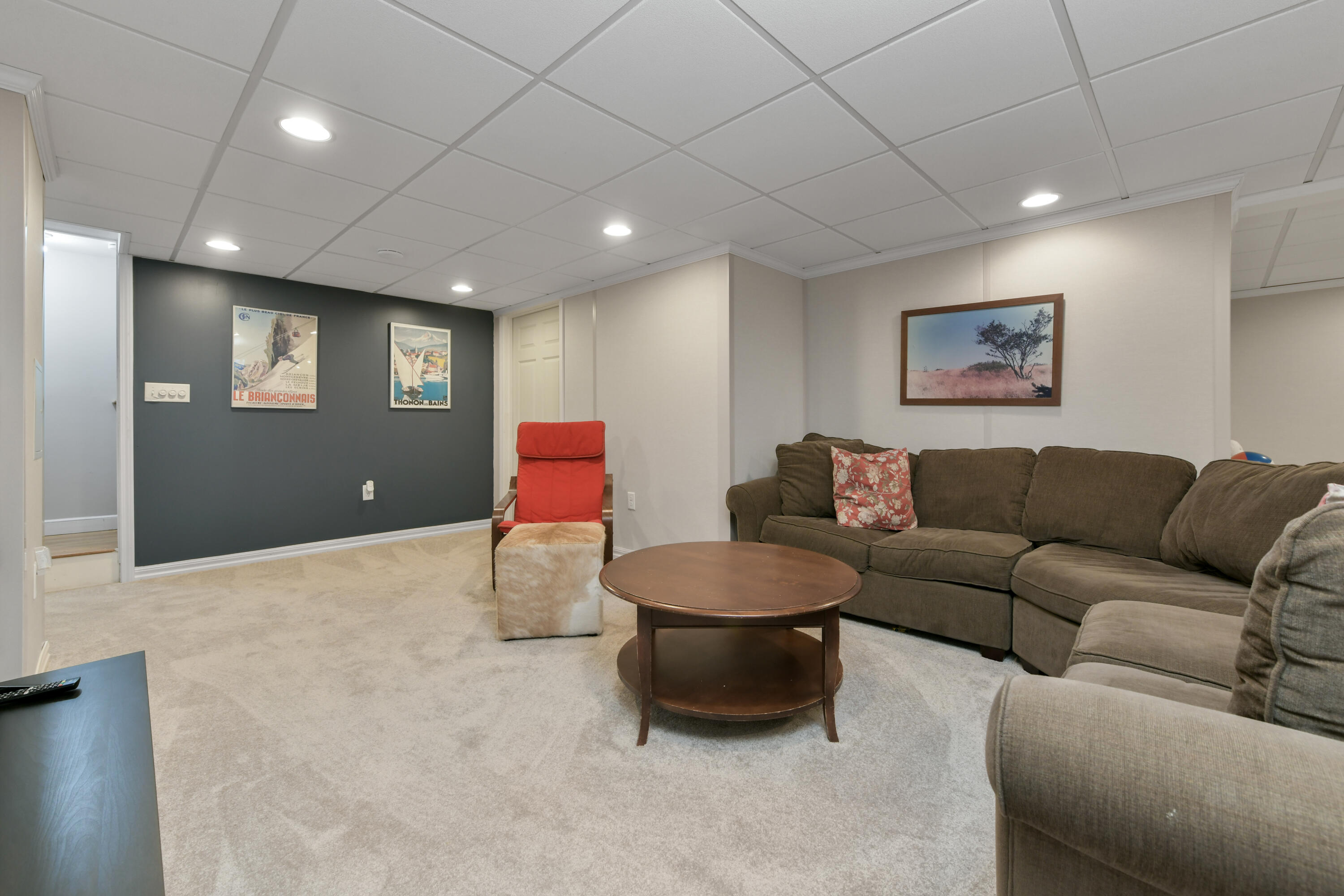 121 Middle Road