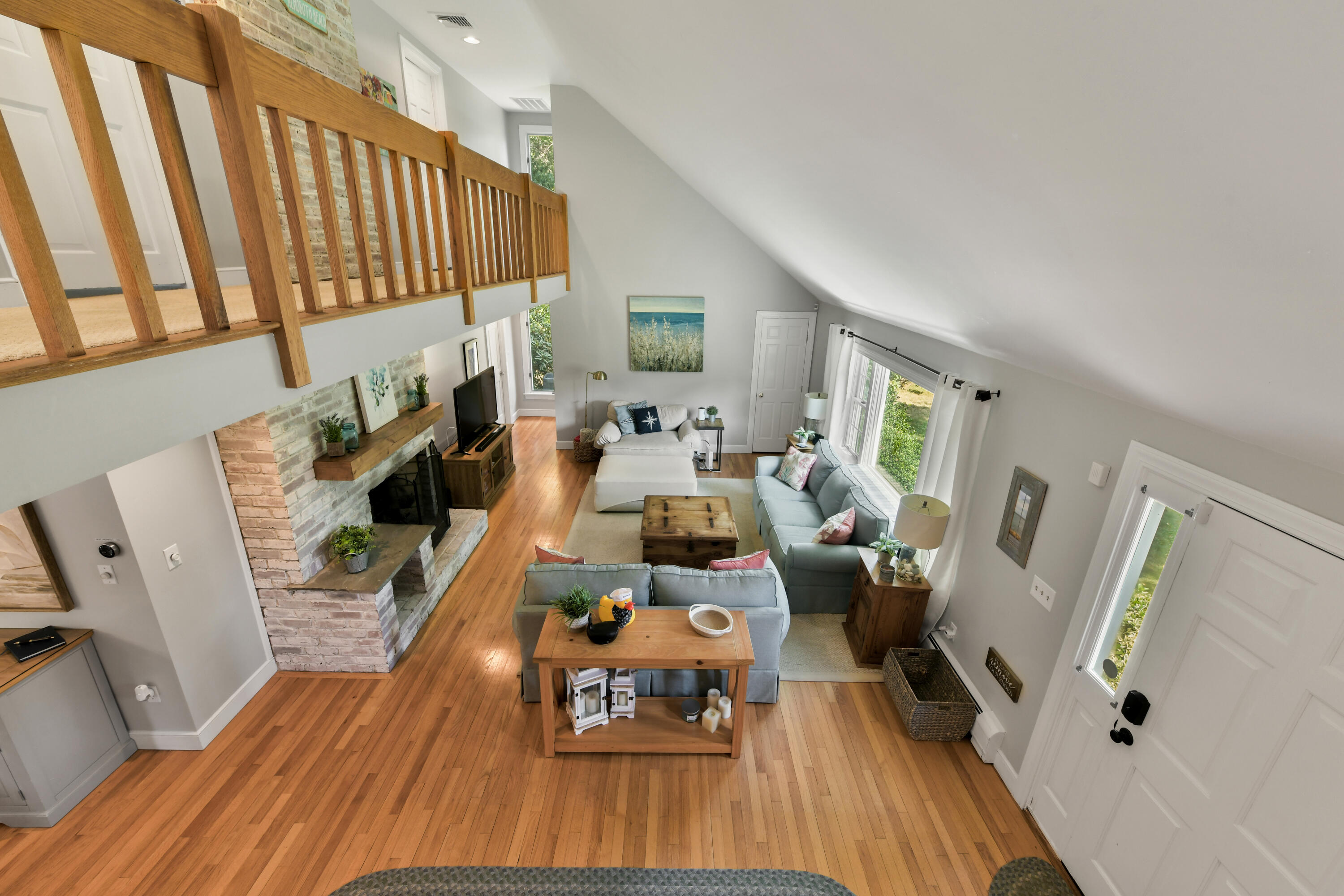 121 Middle Road