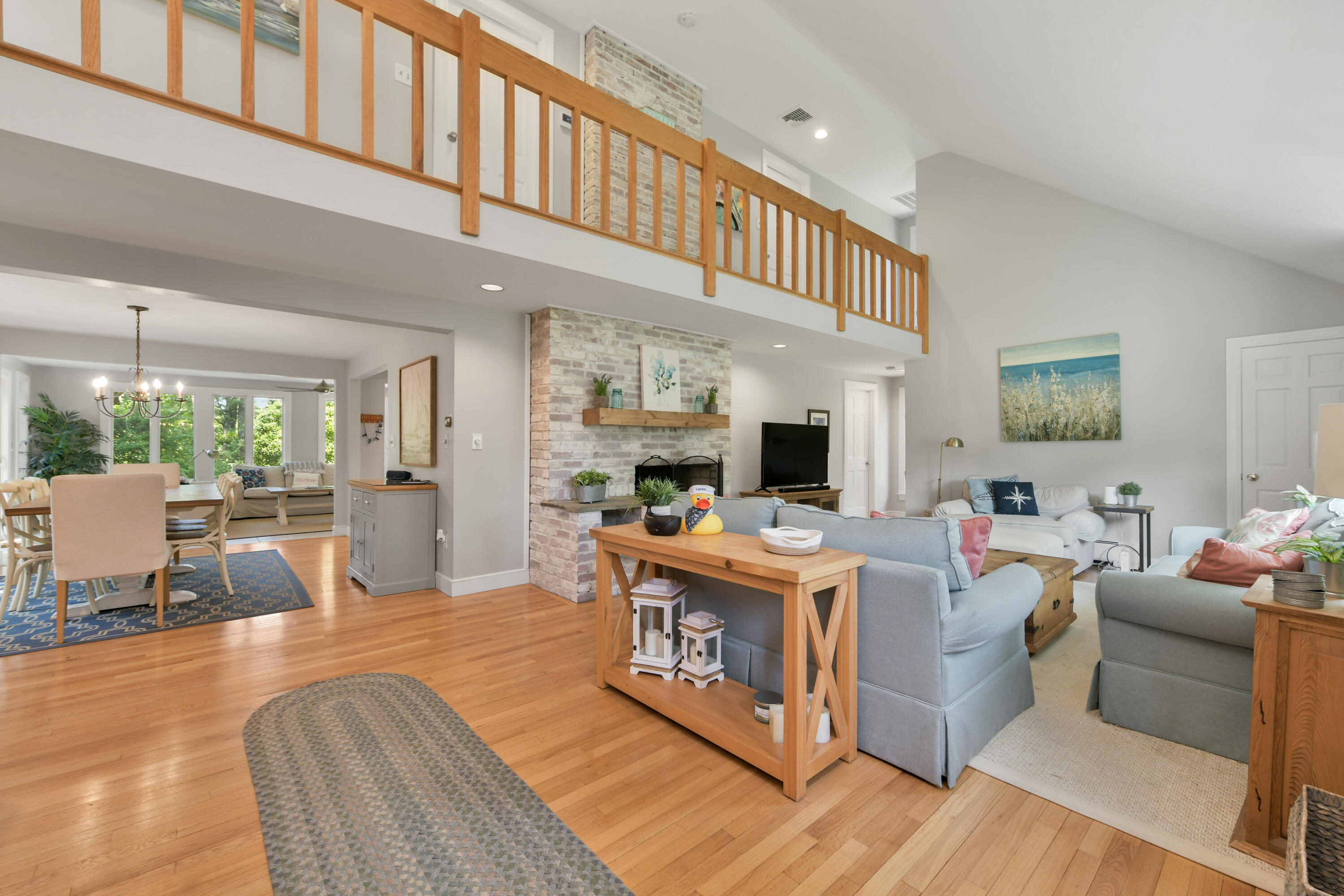 121 Middle Road