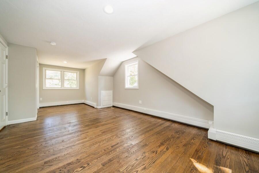 2 Ivanhoe Avenue