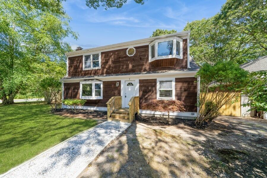 2 Ivanhoe Avenue