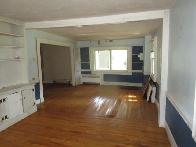 4073 Main Street
