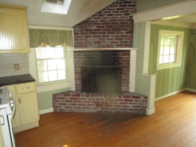 4073 Main Street