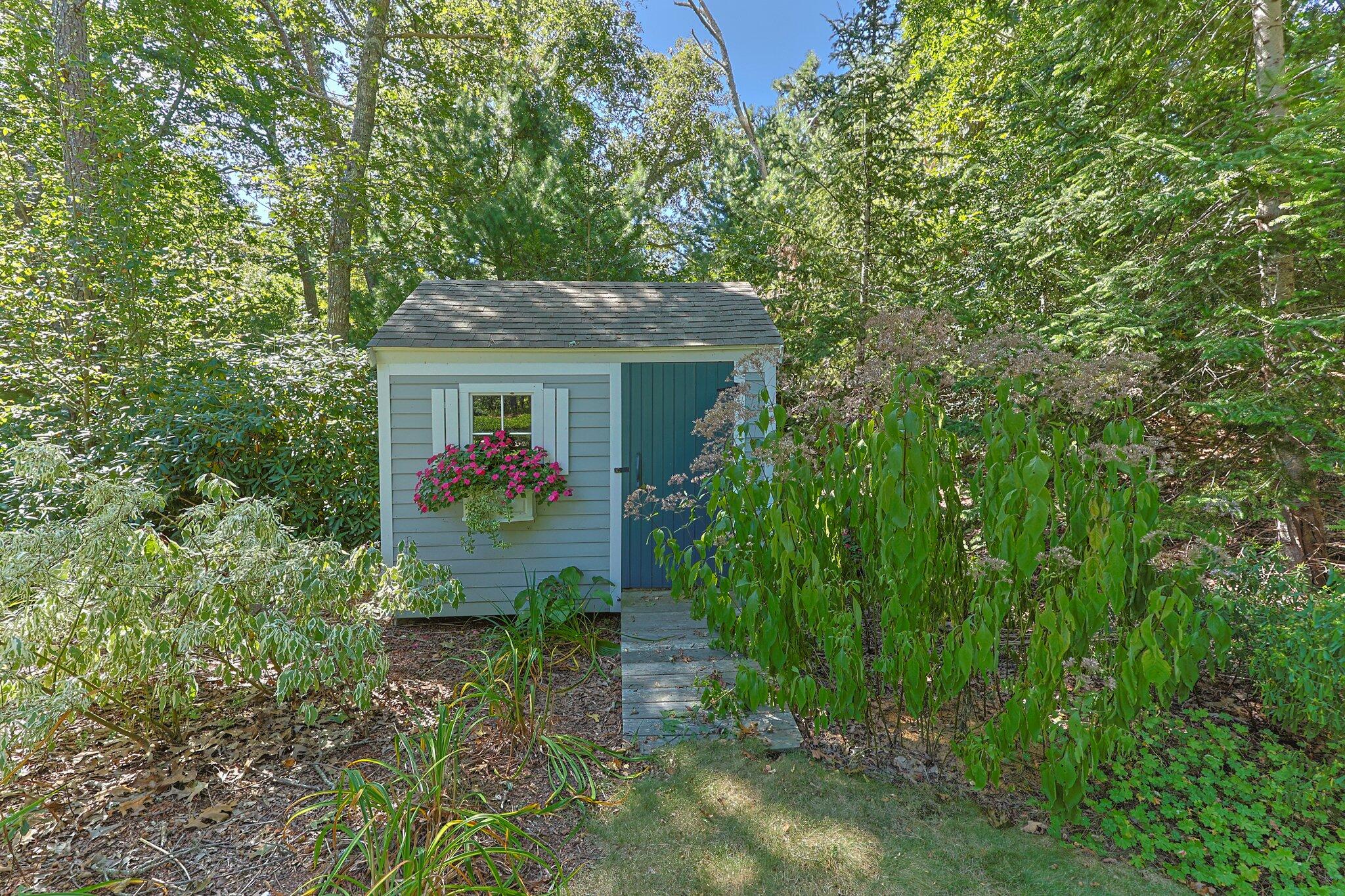 84 Seamans Lane
