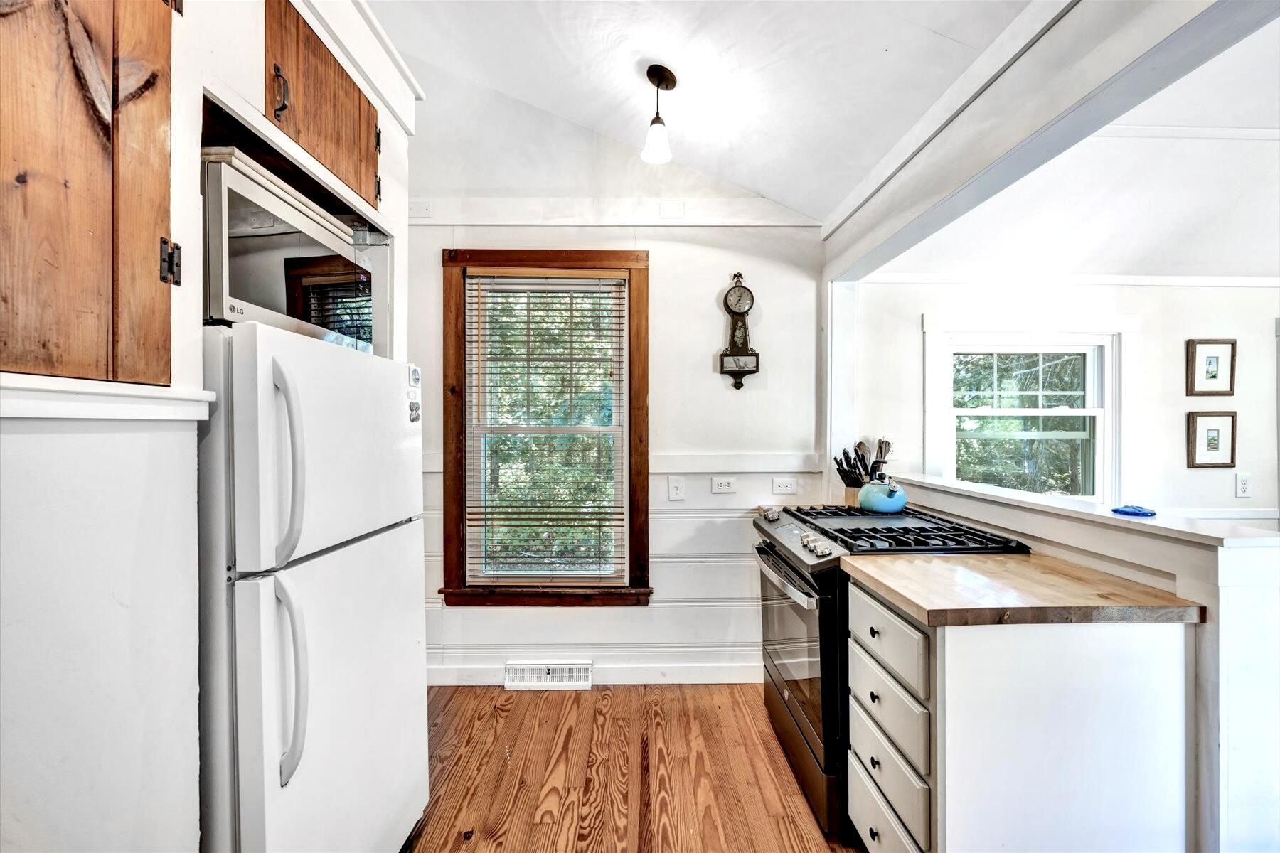 2005 Herring Brook Road