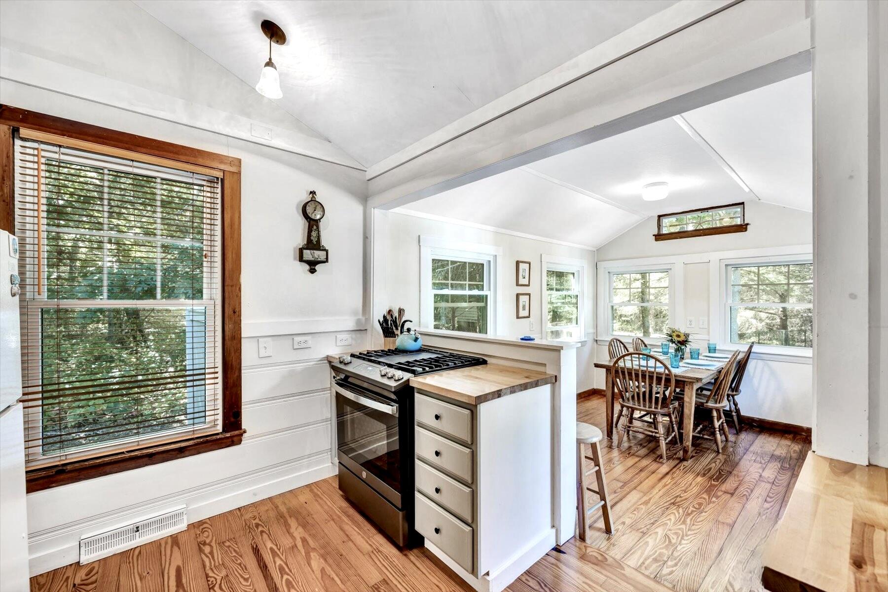 2005 Herring Brook Road