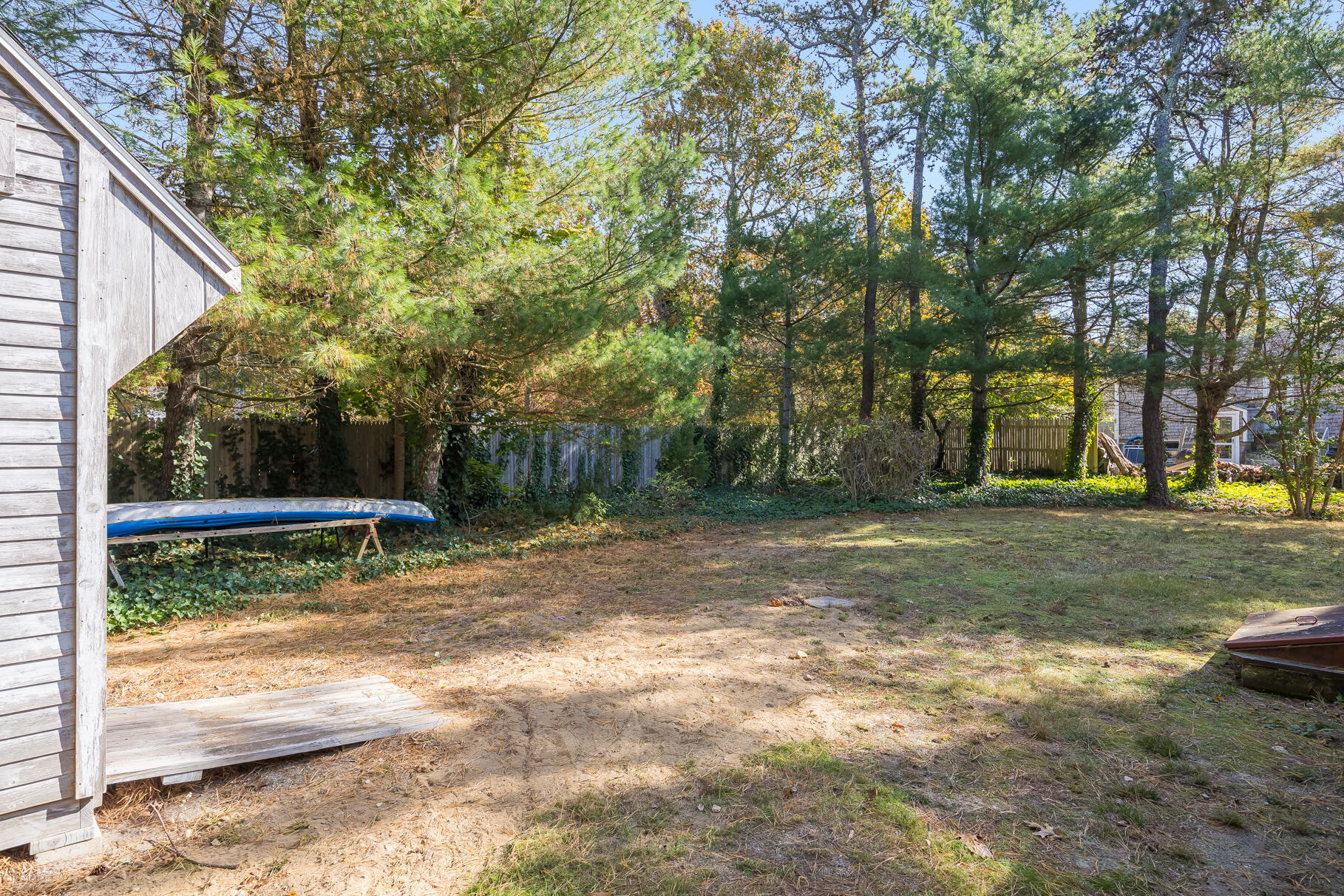 49 Lakeview Drive