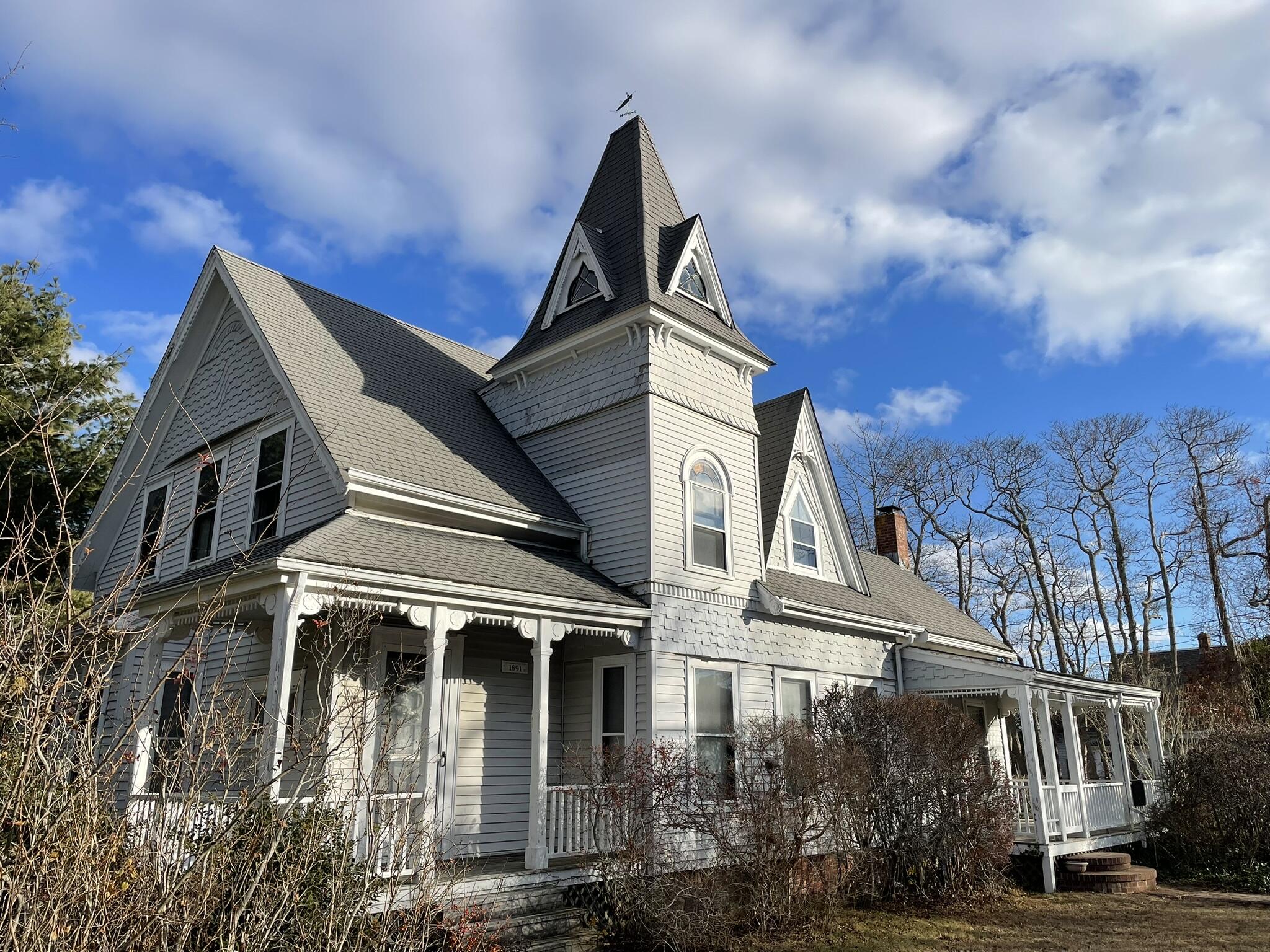 480 Main Street