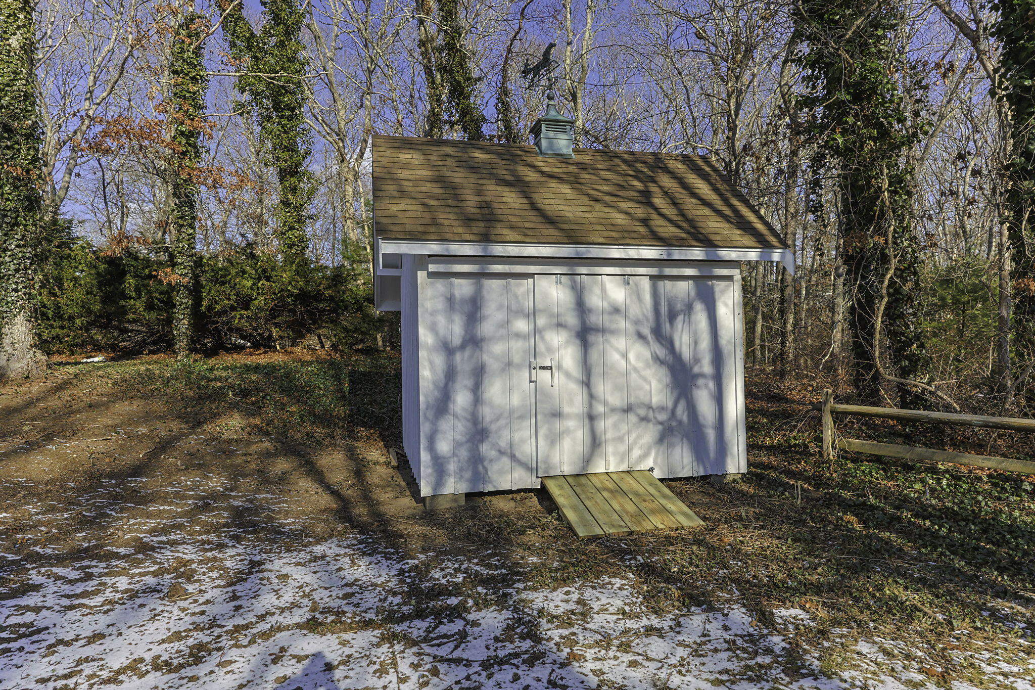 44 Deer Hollow Road