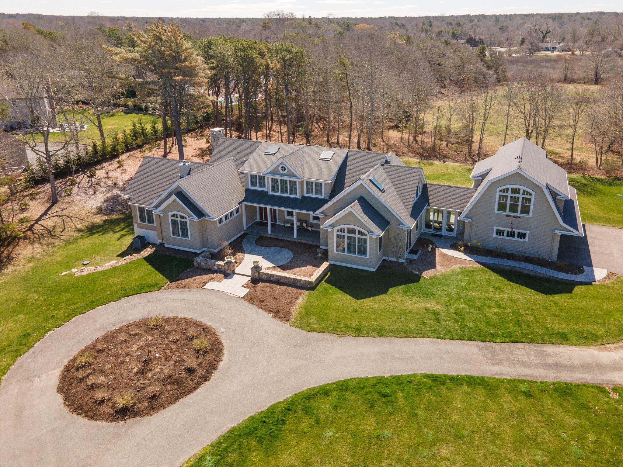 5 Jakes Lane