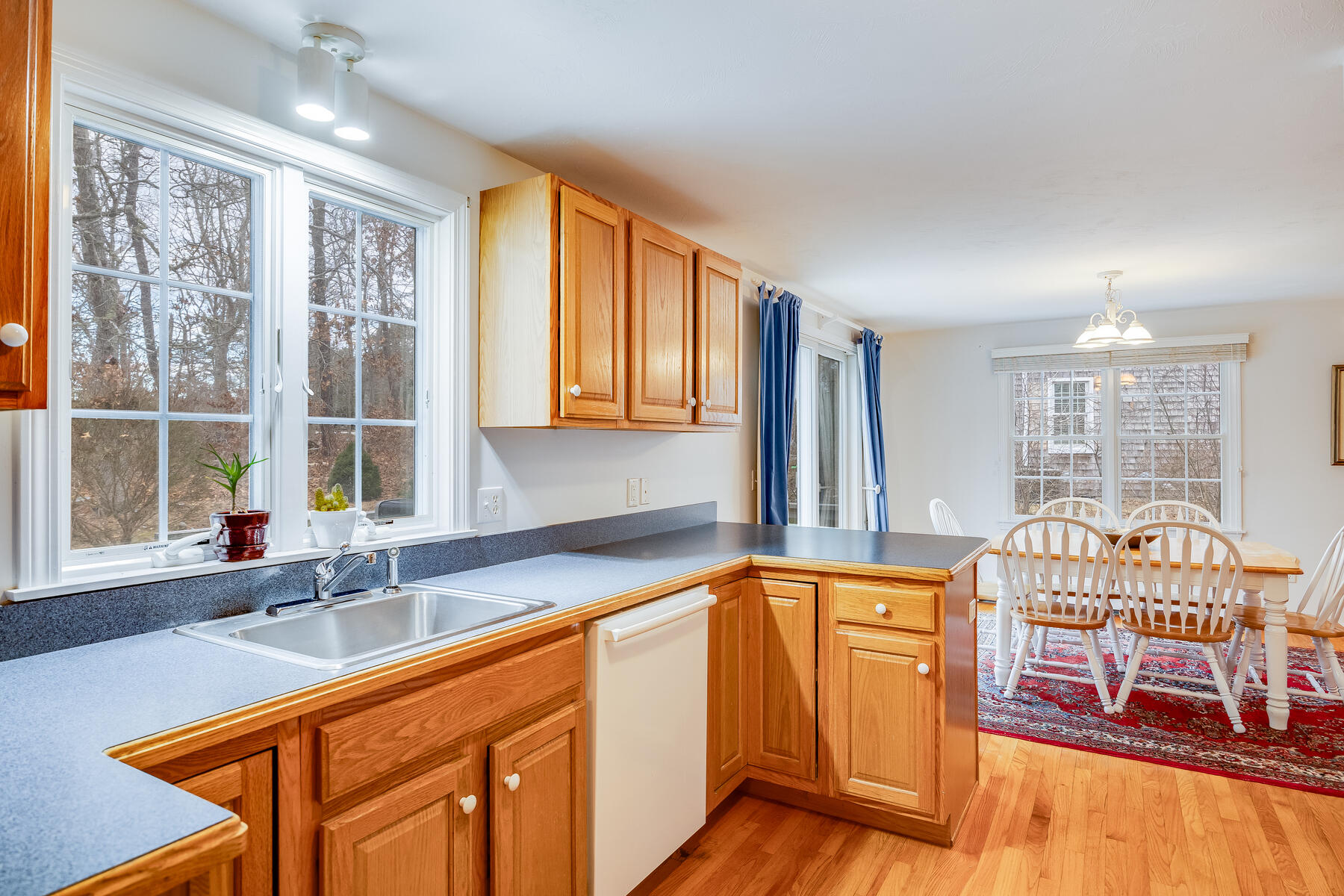 10 Paddocks Pond Road