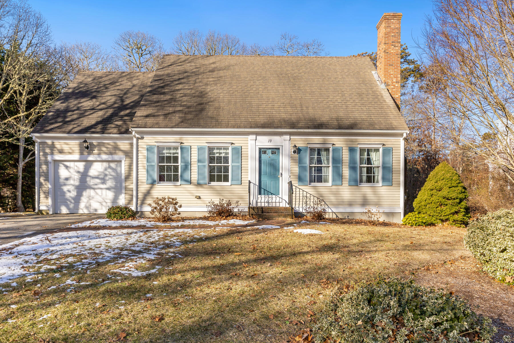 10 Paddocks Pond Road