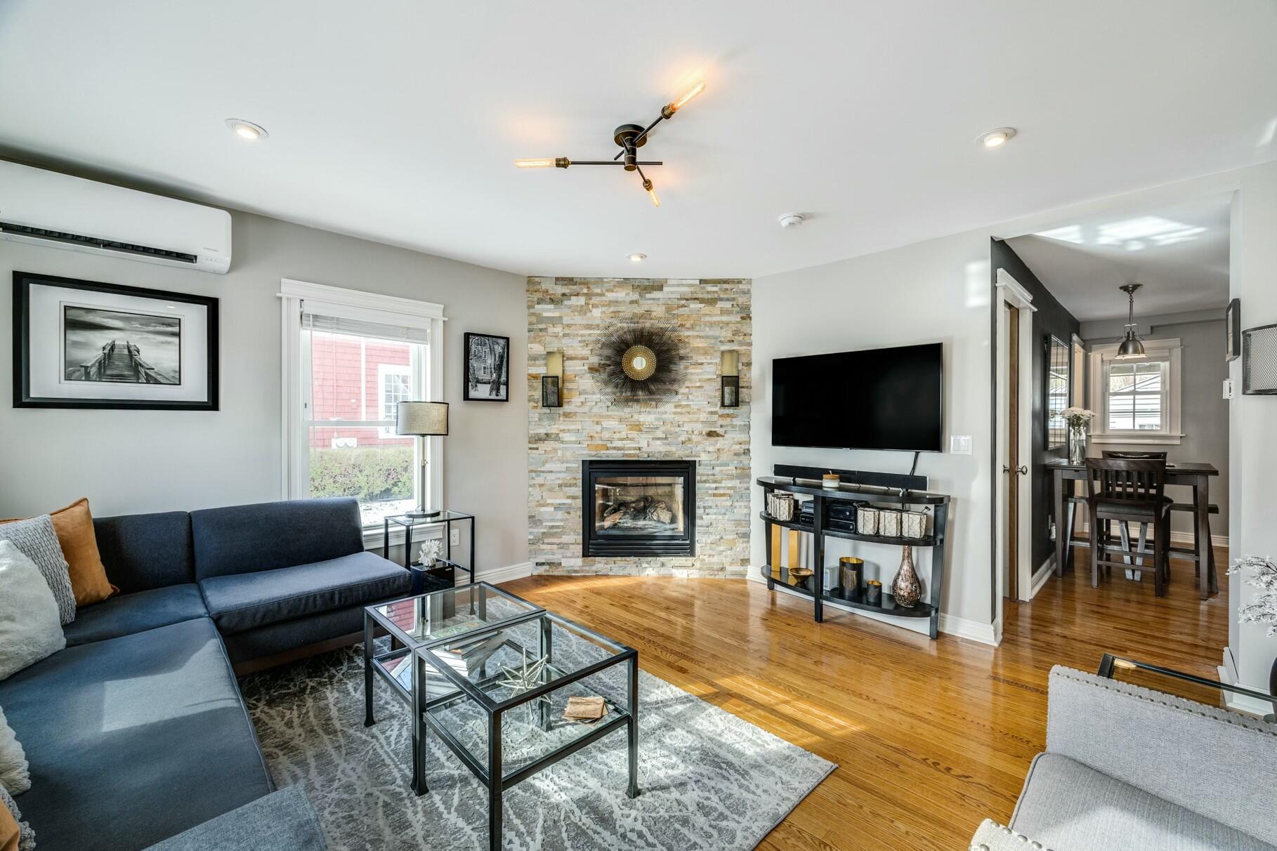 442 Commercial Street Unit 2