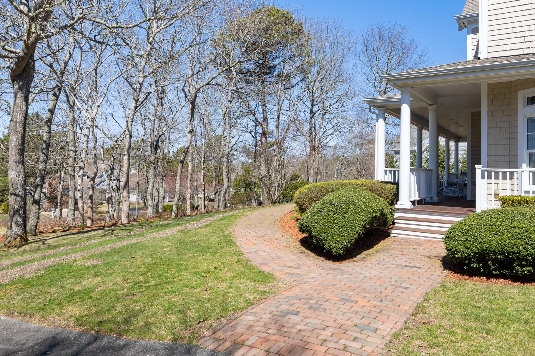 24 Highwood Lane
