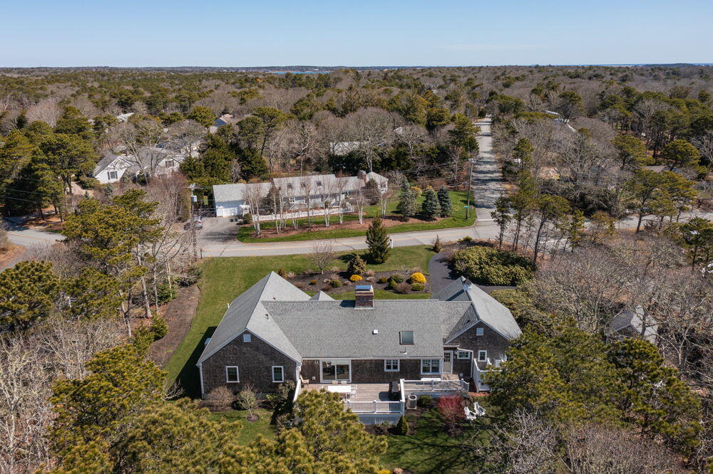 307 Riverview Drive, Chatham