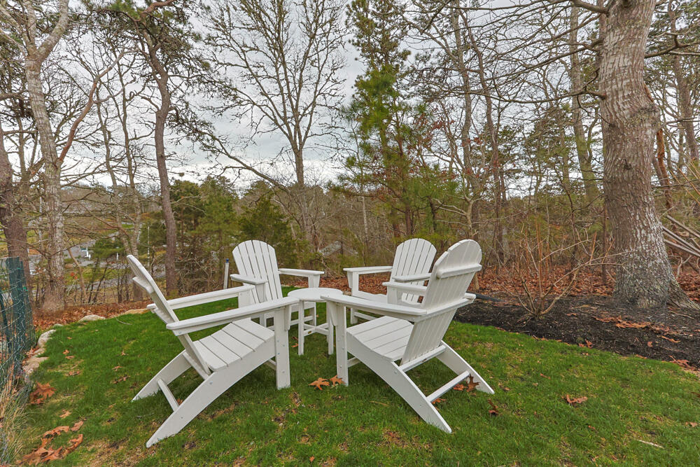 307 Riverview Drive, Chatham