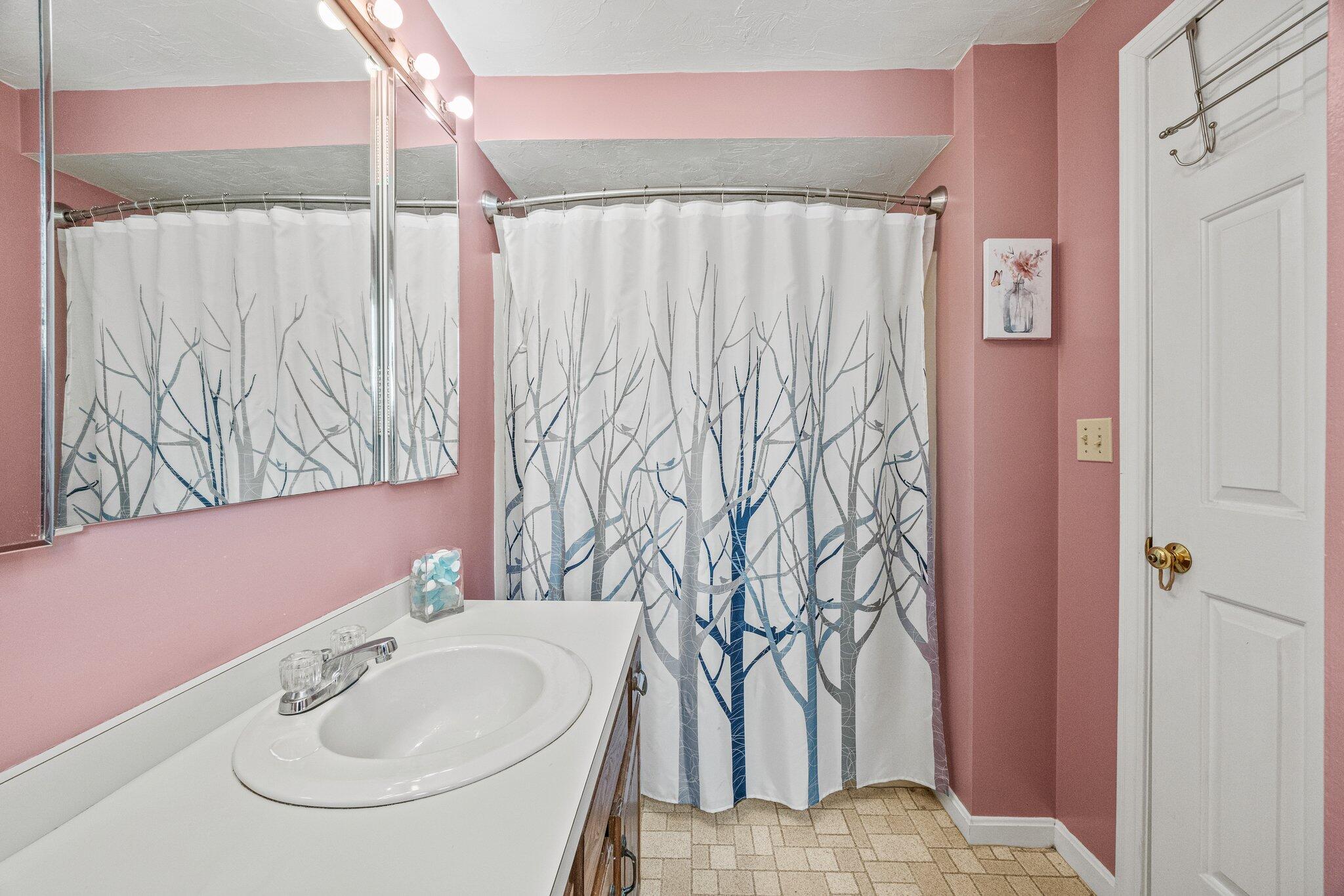 2 Englewood Drive # L Unit: J-L