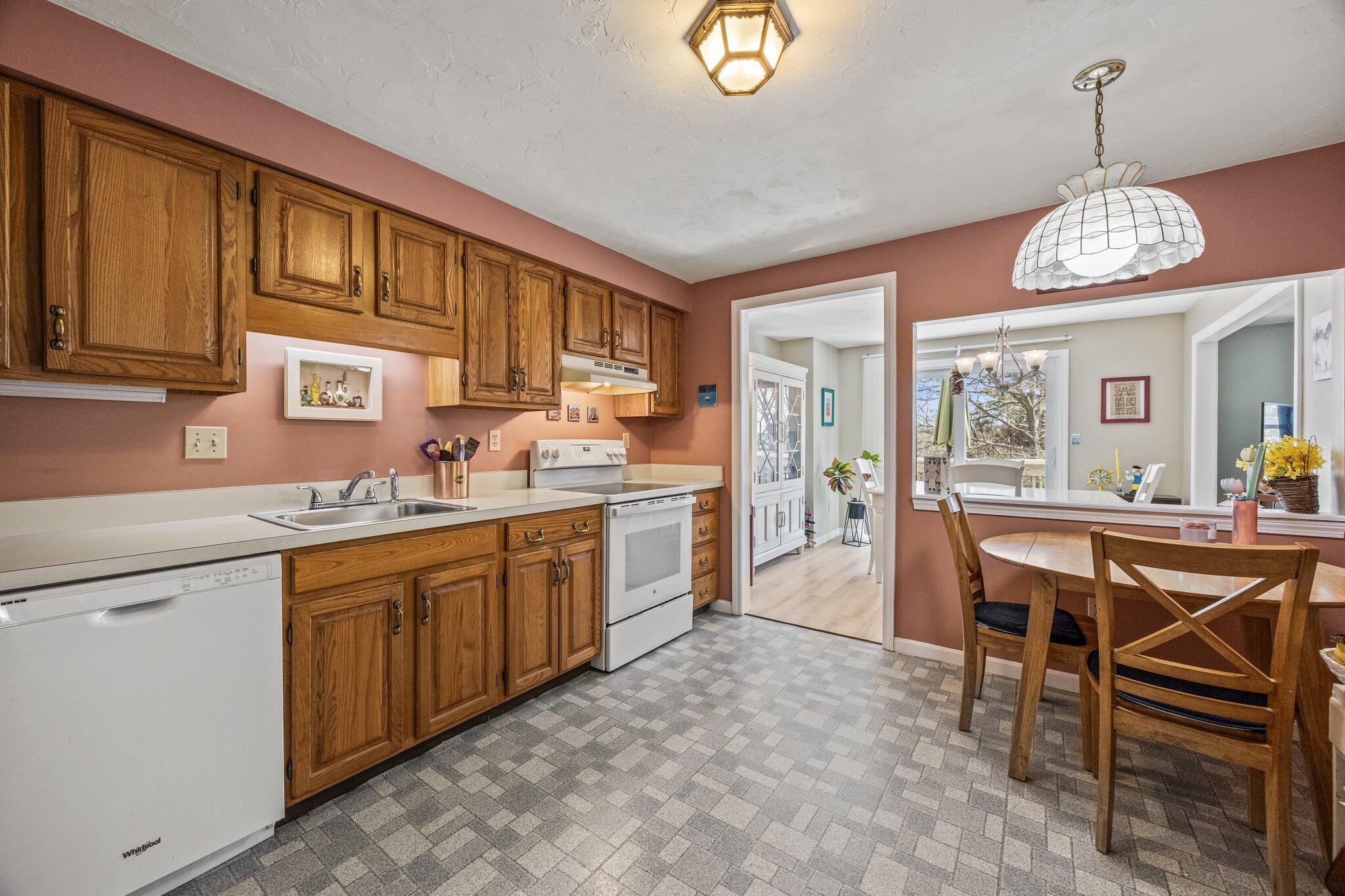 2 Englewood Drive # L Unit: J-L
