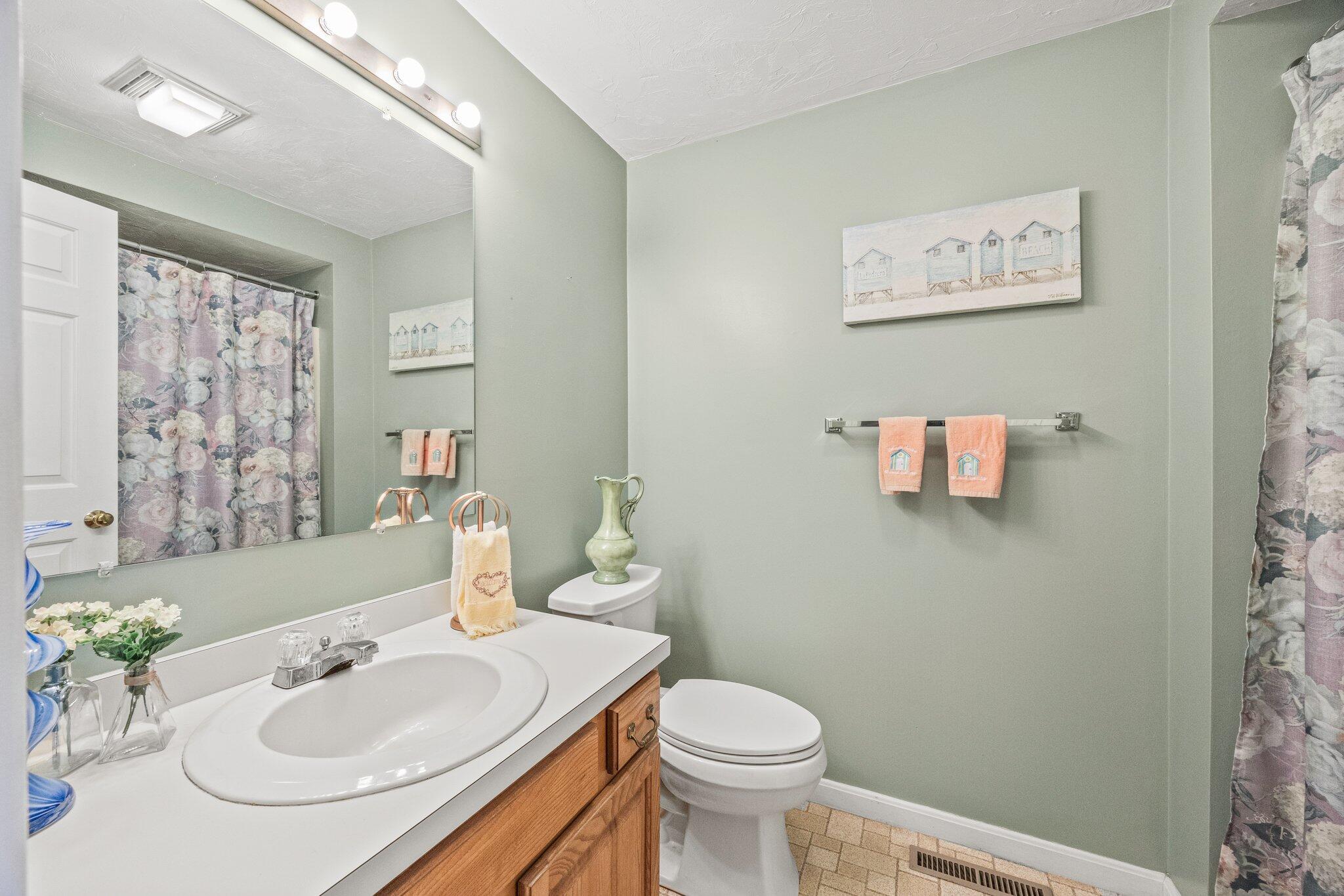 2 Englewood Drive # L Unit: J-L