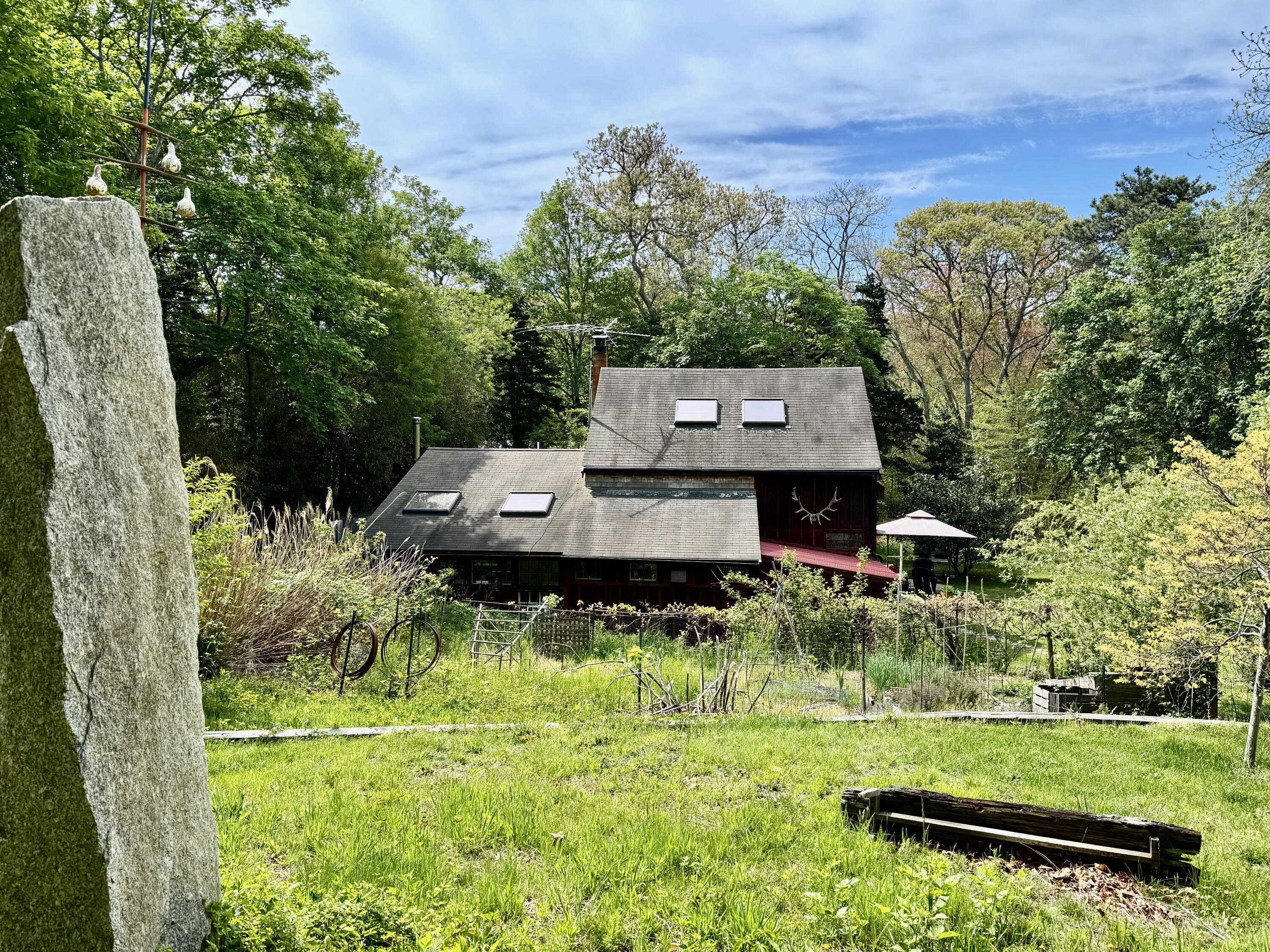 31 Monument Road