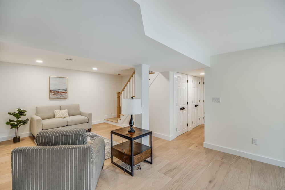 7 Sandy Lane