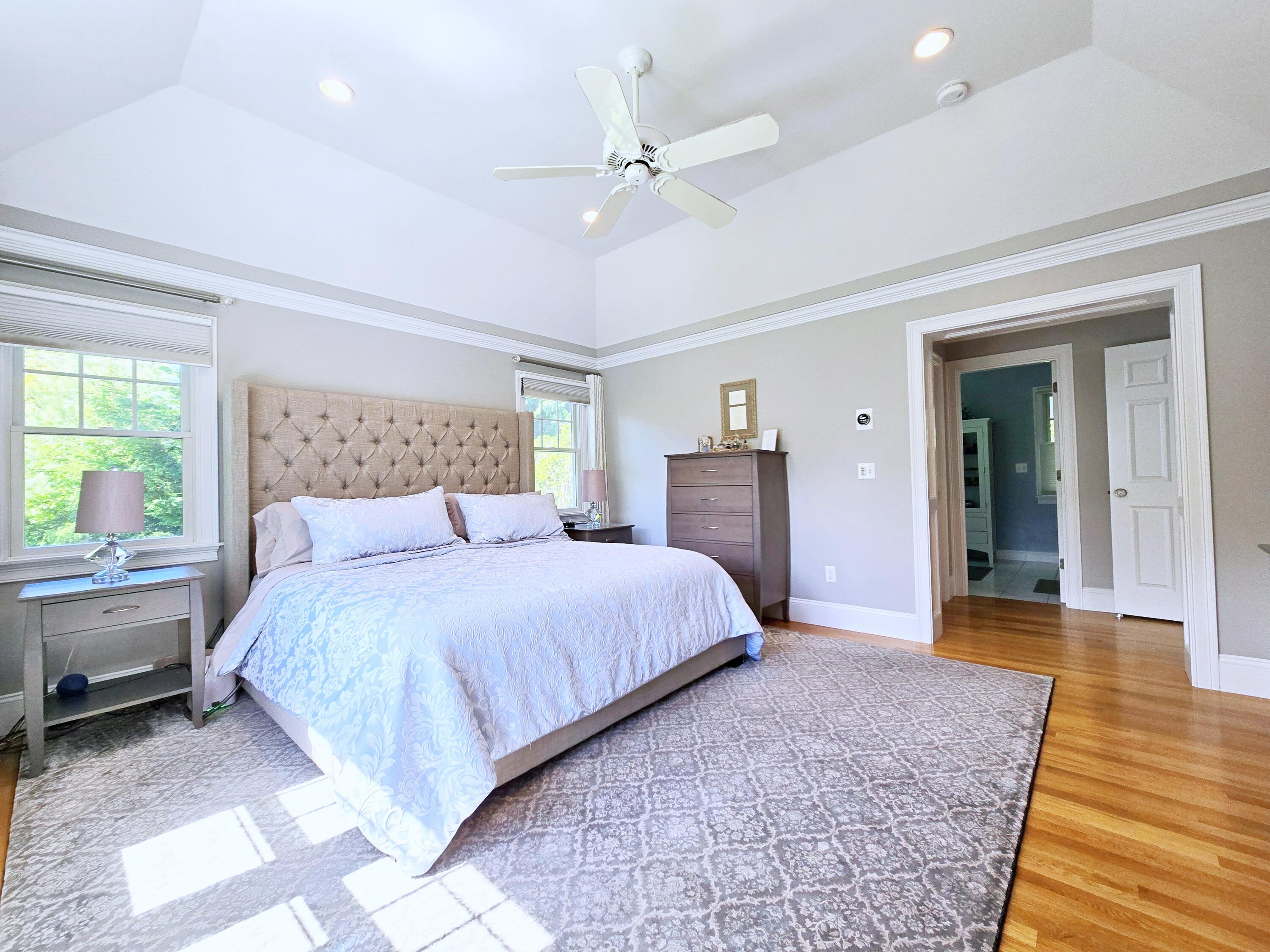 8 Lindsay Lane