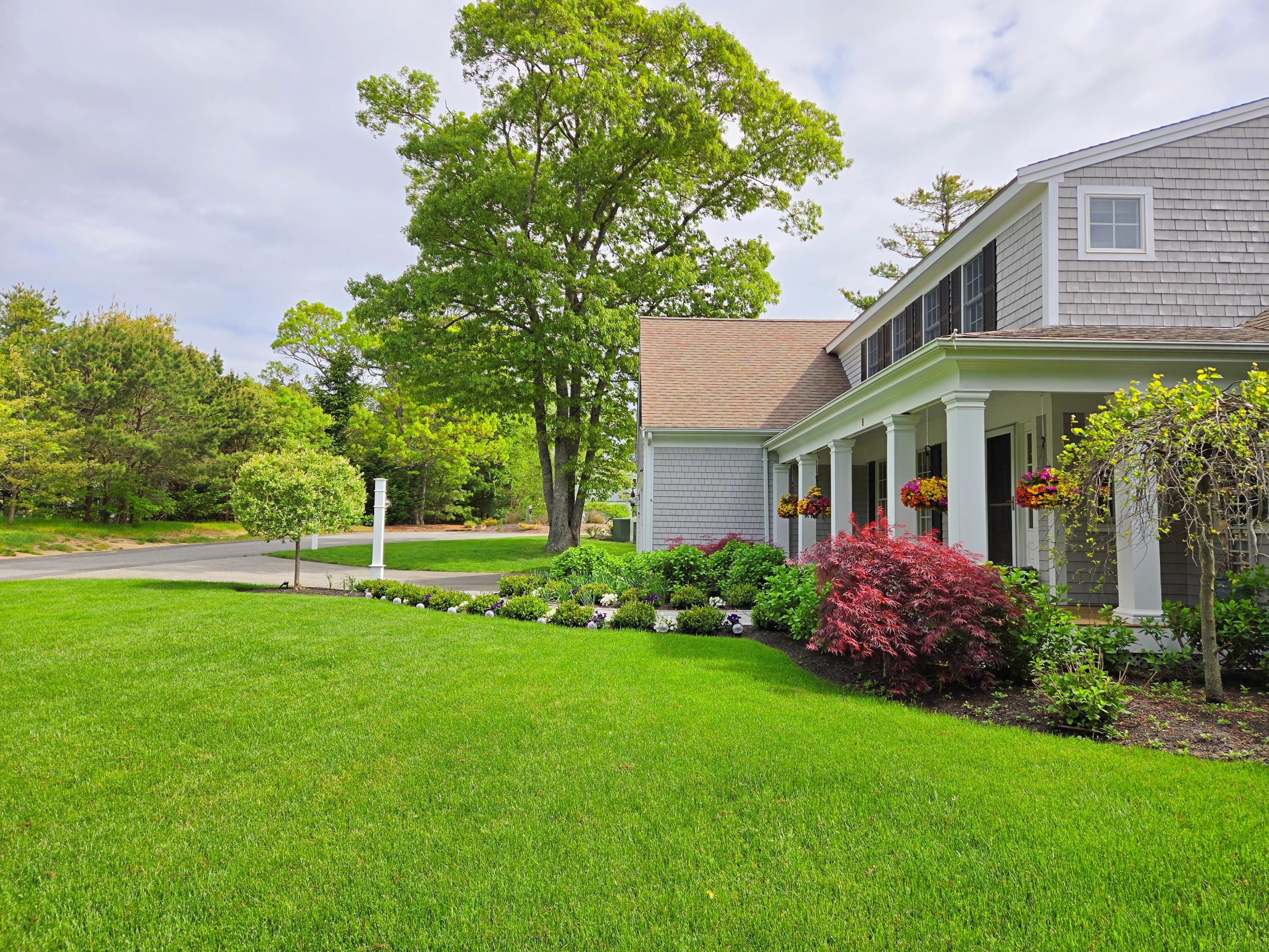 8 Lindsay Lane