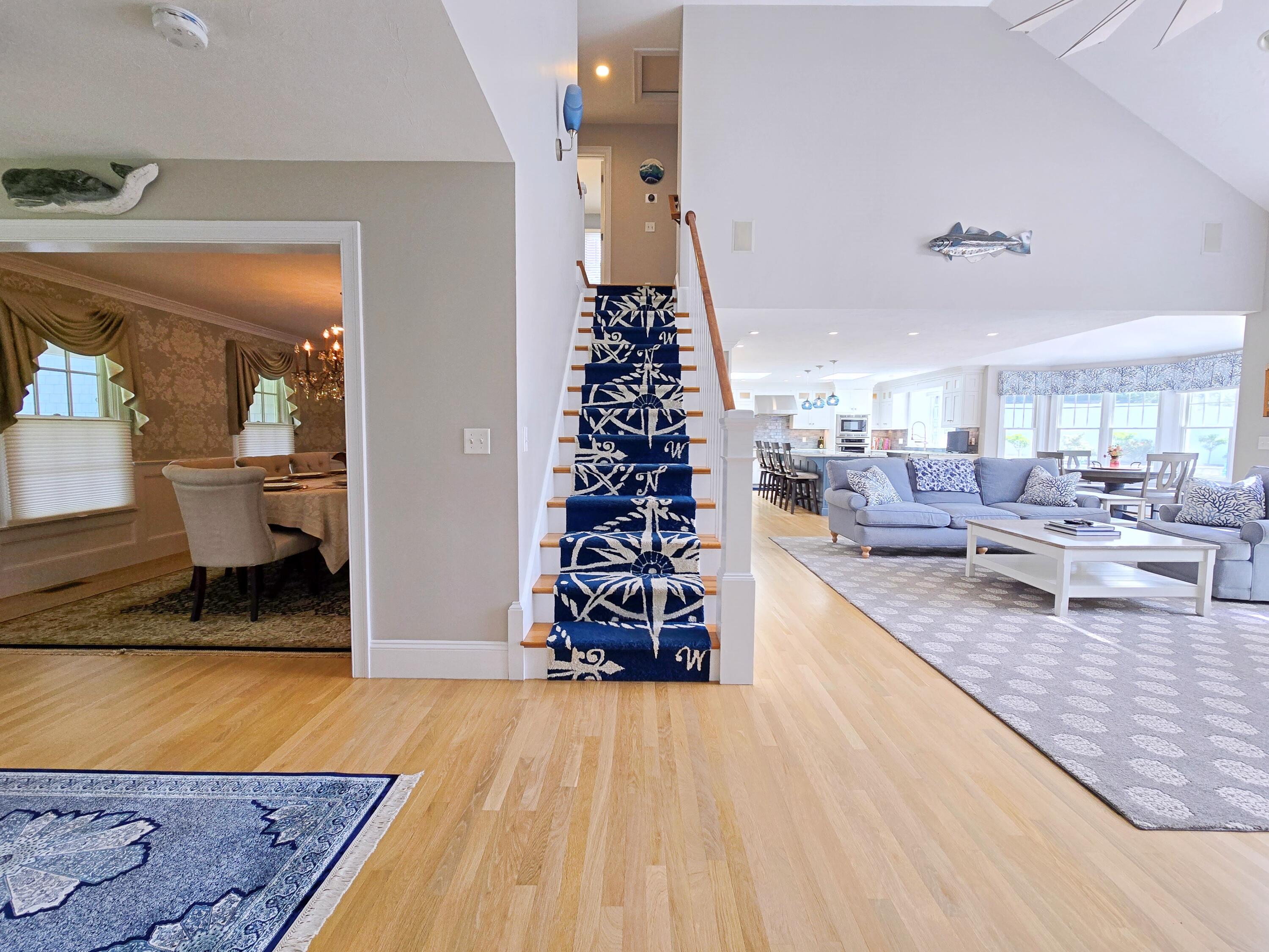 8 Lindsay Lane