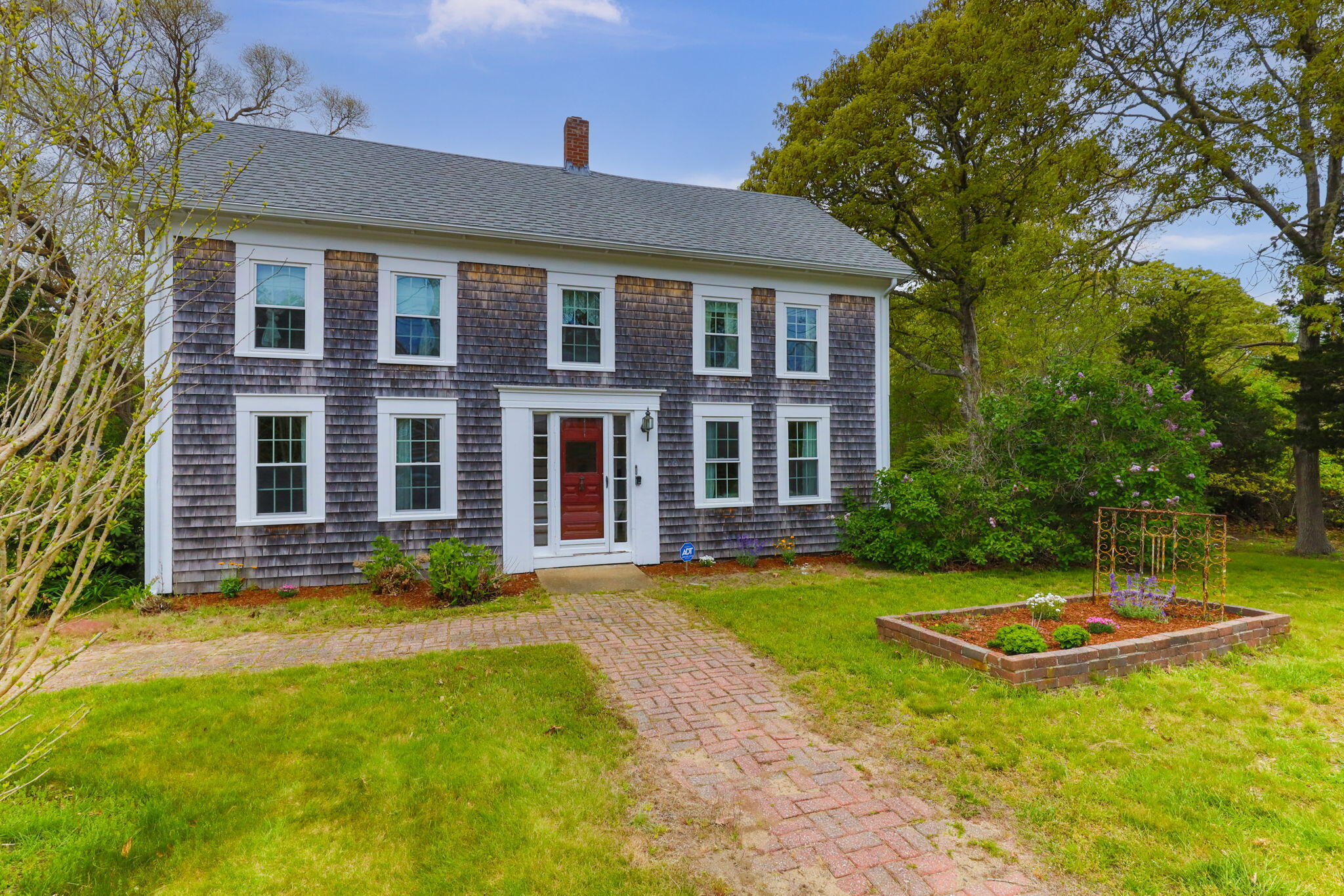 68 Pleasant Street