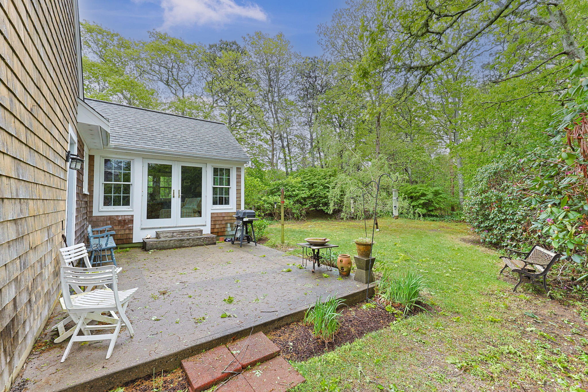 8 Bay Pine Road
