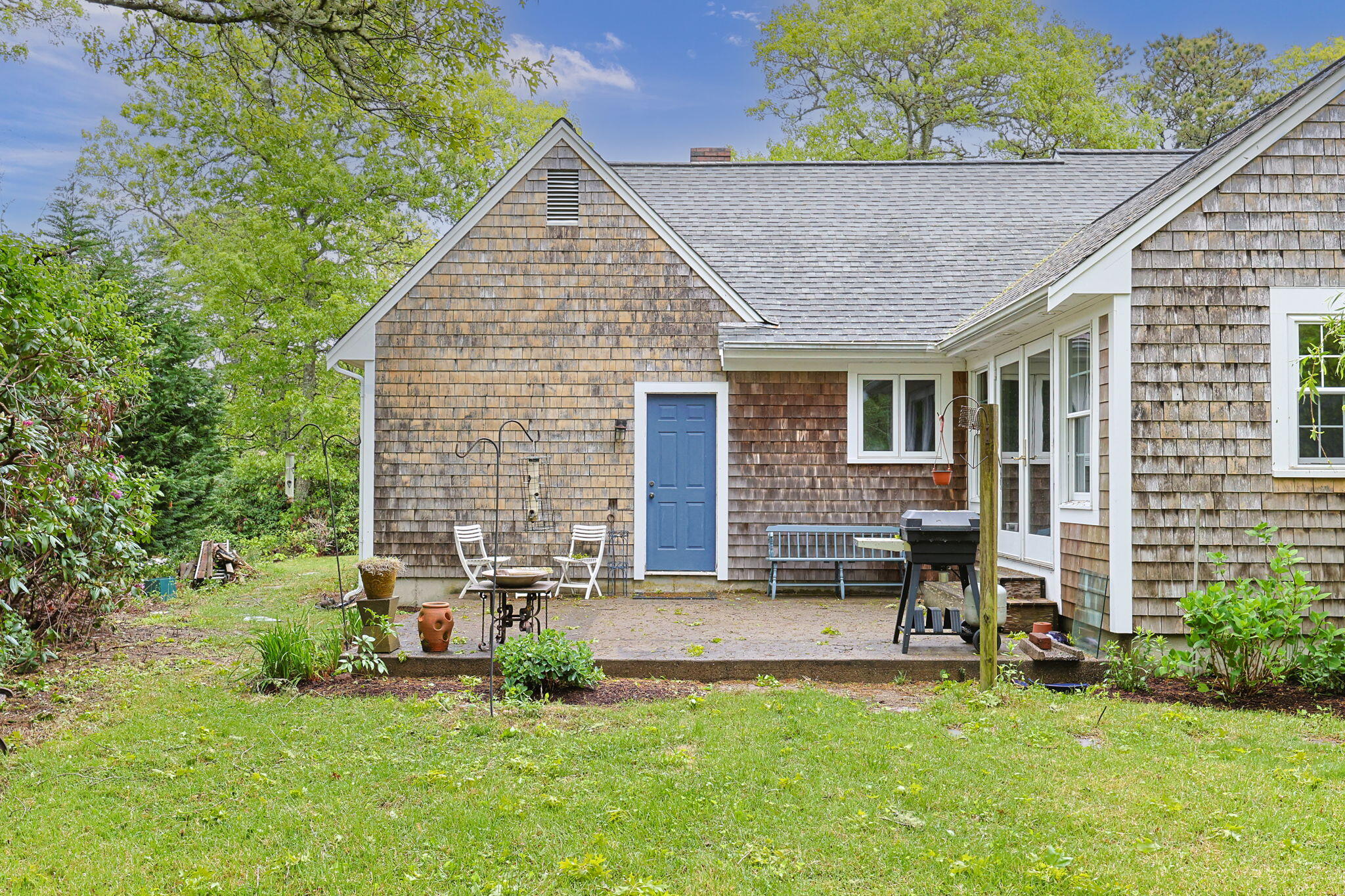 8 Bay Pine Road