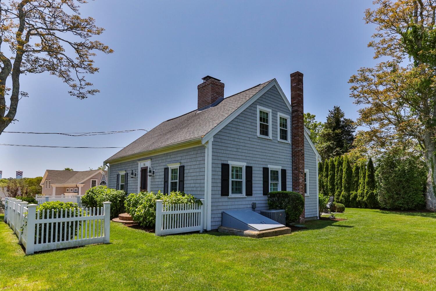 751 Crowell Road