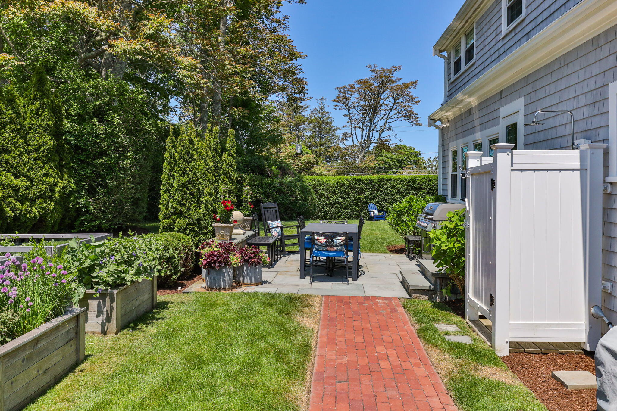 751 Crowell Road
