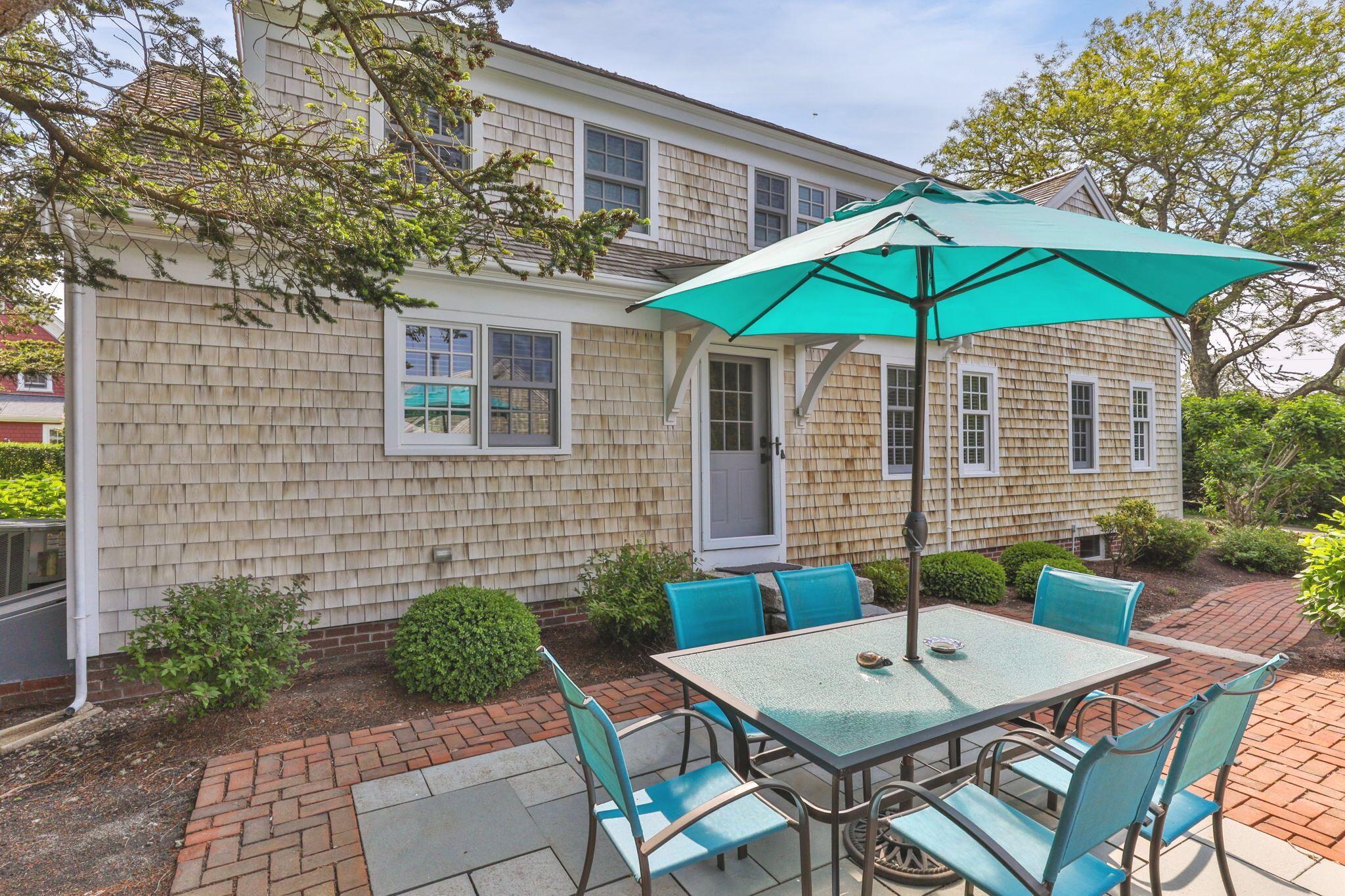51 Shattuck Place
