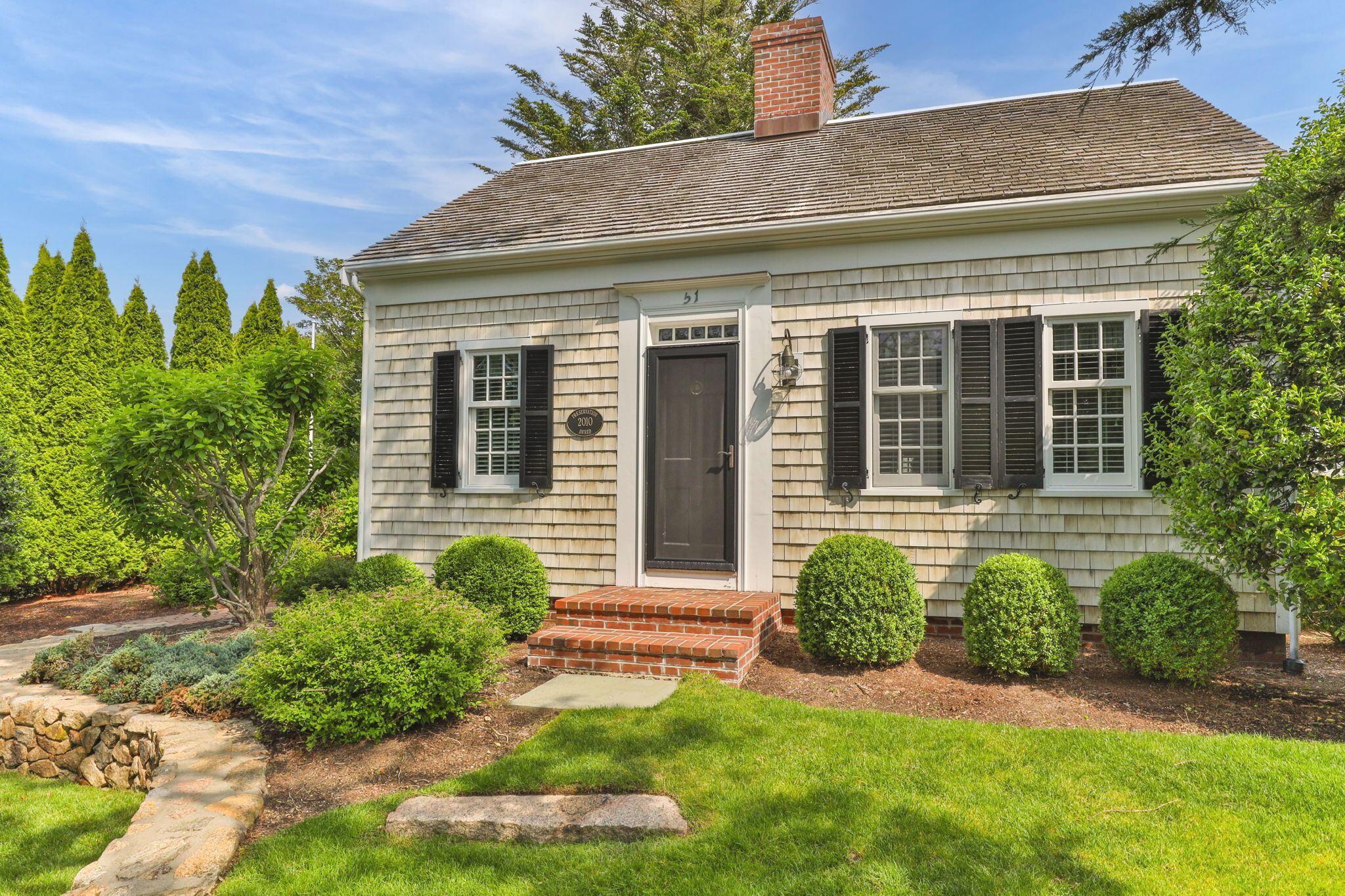 51 Shattuck Place