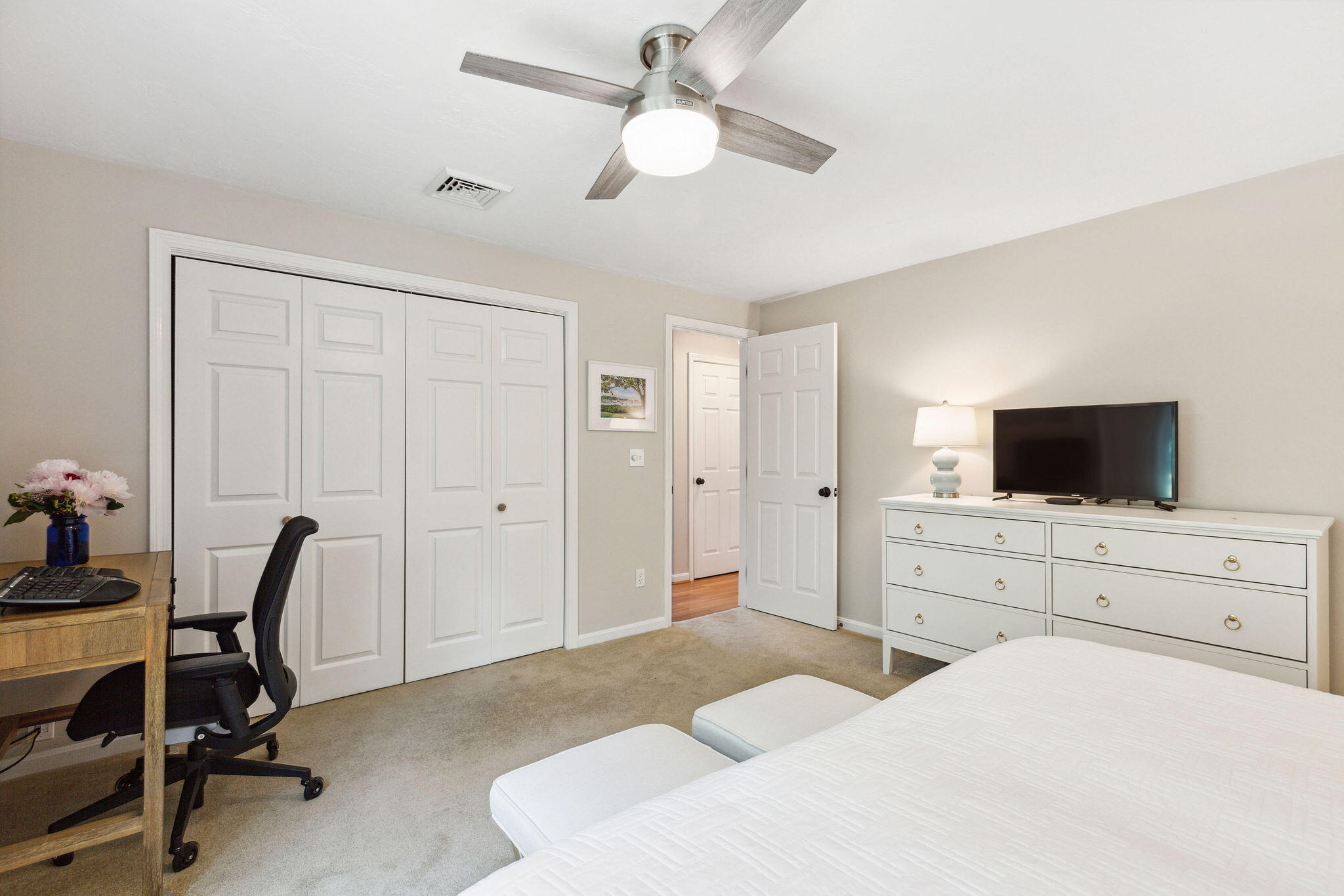 2 Englewood Drive # 6 Unit: F-6