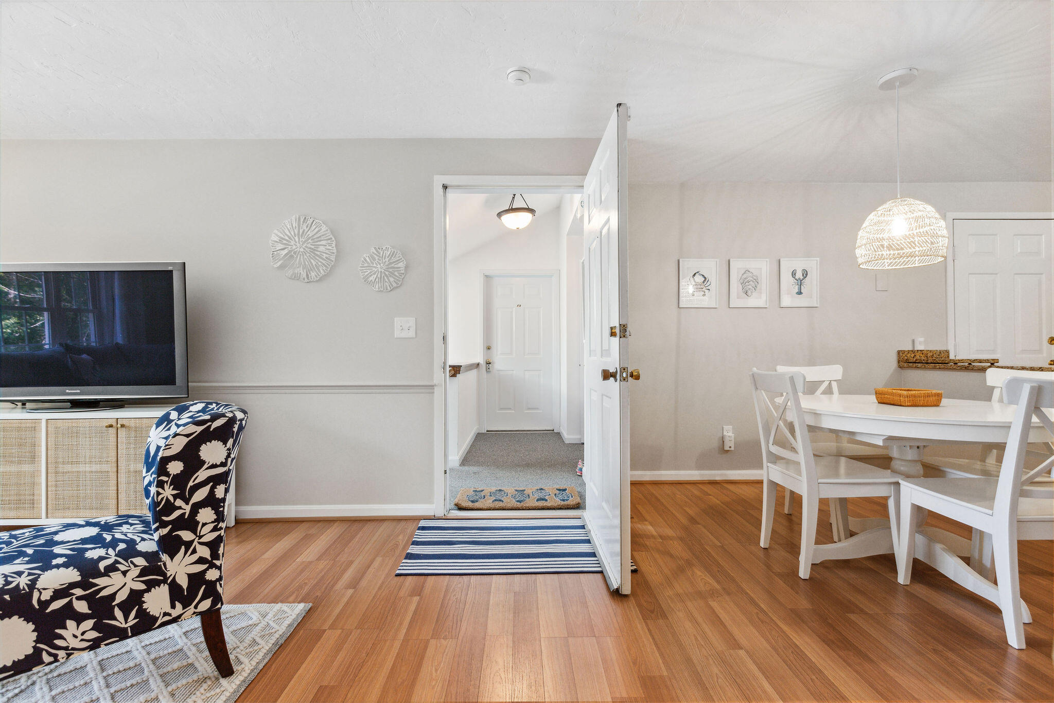 2 Englewood Drive # 6 Unit: F-6