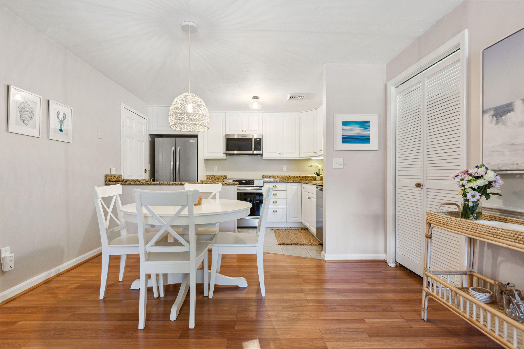 2 Englewood Drive # 6 Unit: F-6