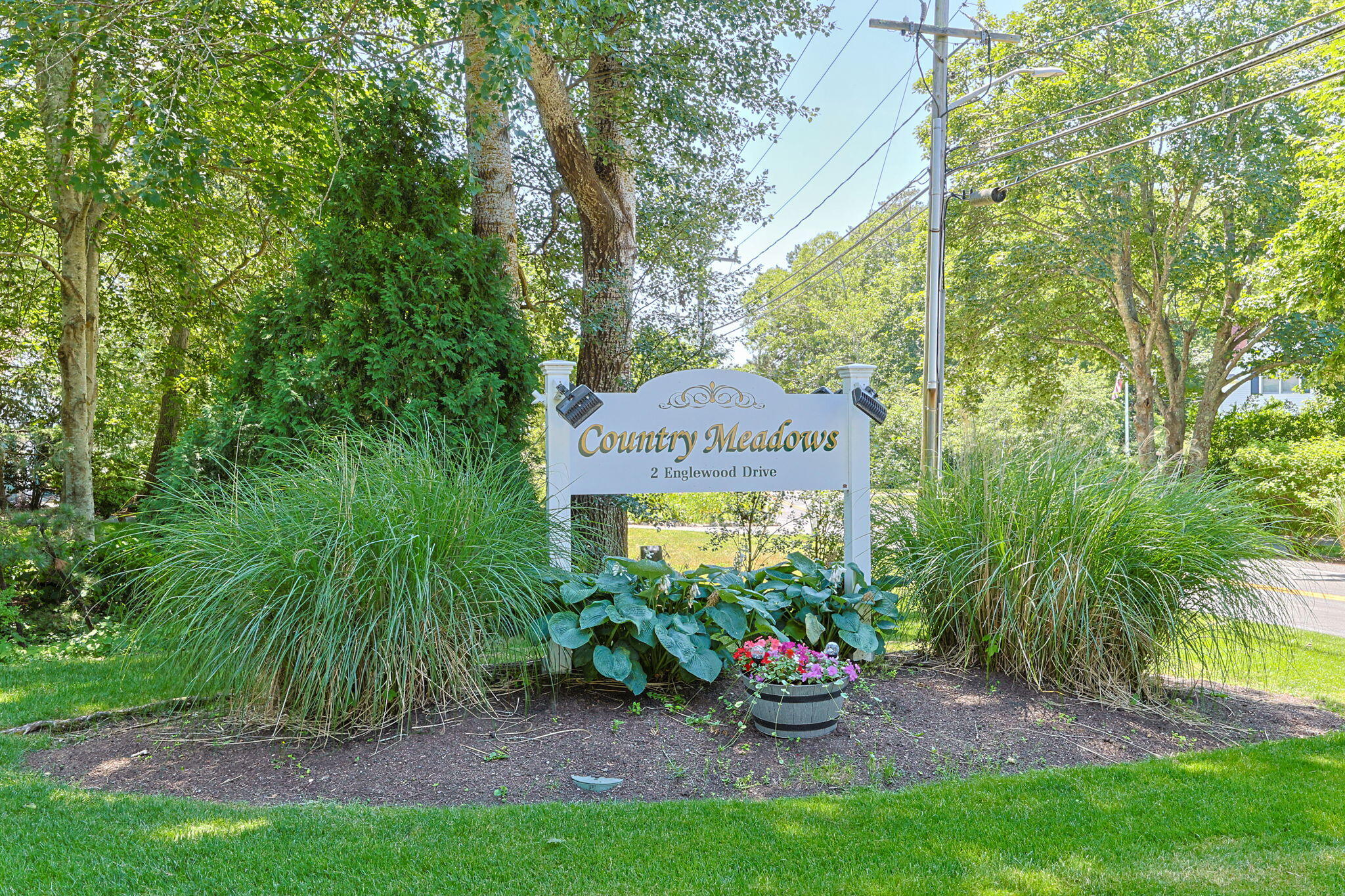 2 Englewood Drive # 1 Unit: H-1
