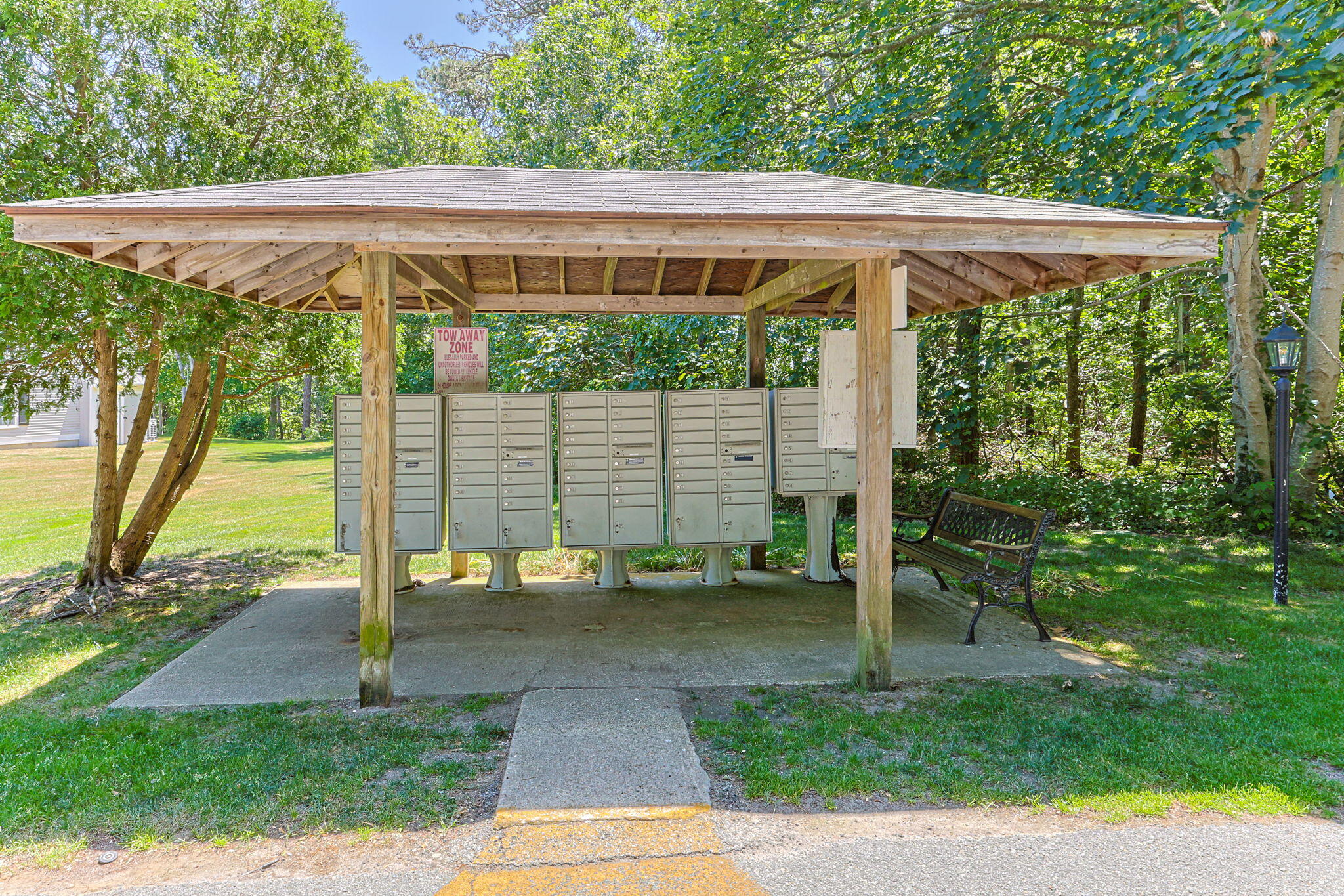 2 Englewood Drive # 1 Unit: H-1