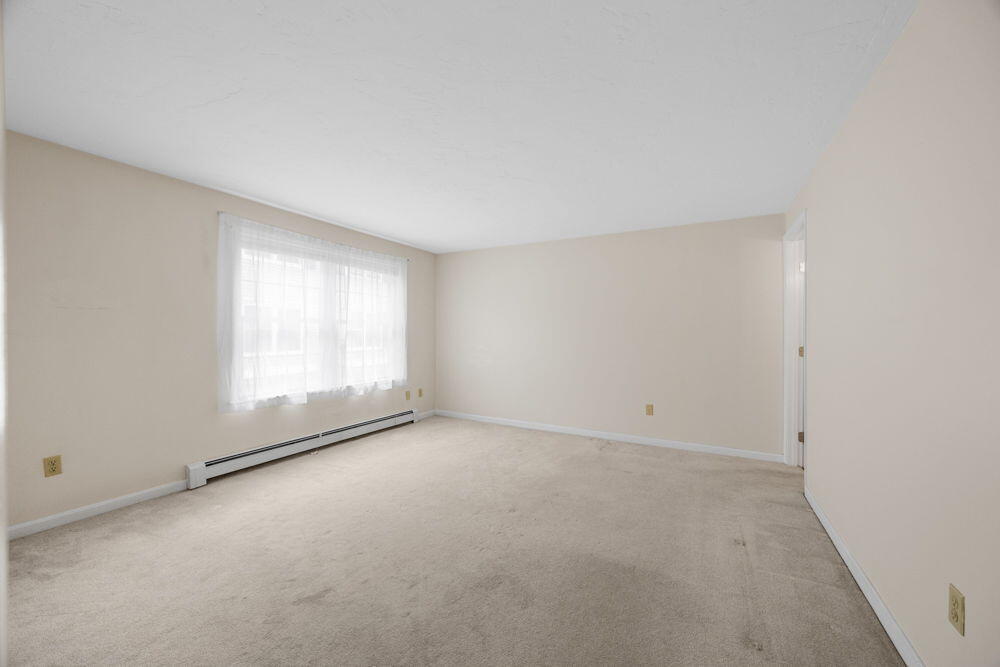 2 Englewood Drive # 1 Unit: H-1