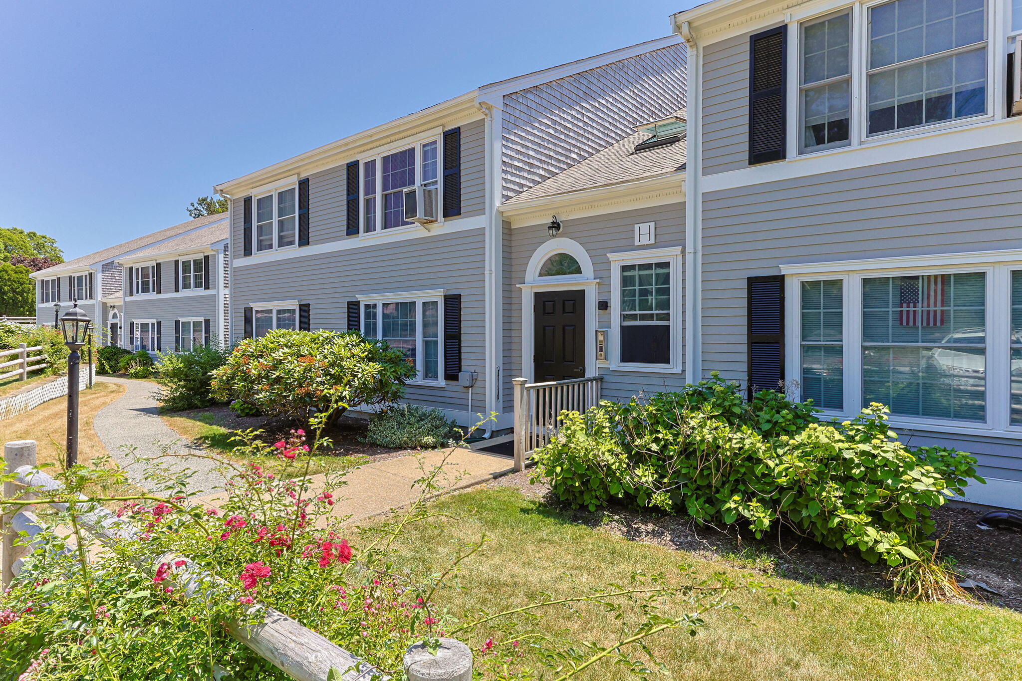 2 Englewood Drive # 1 Unit: H-1