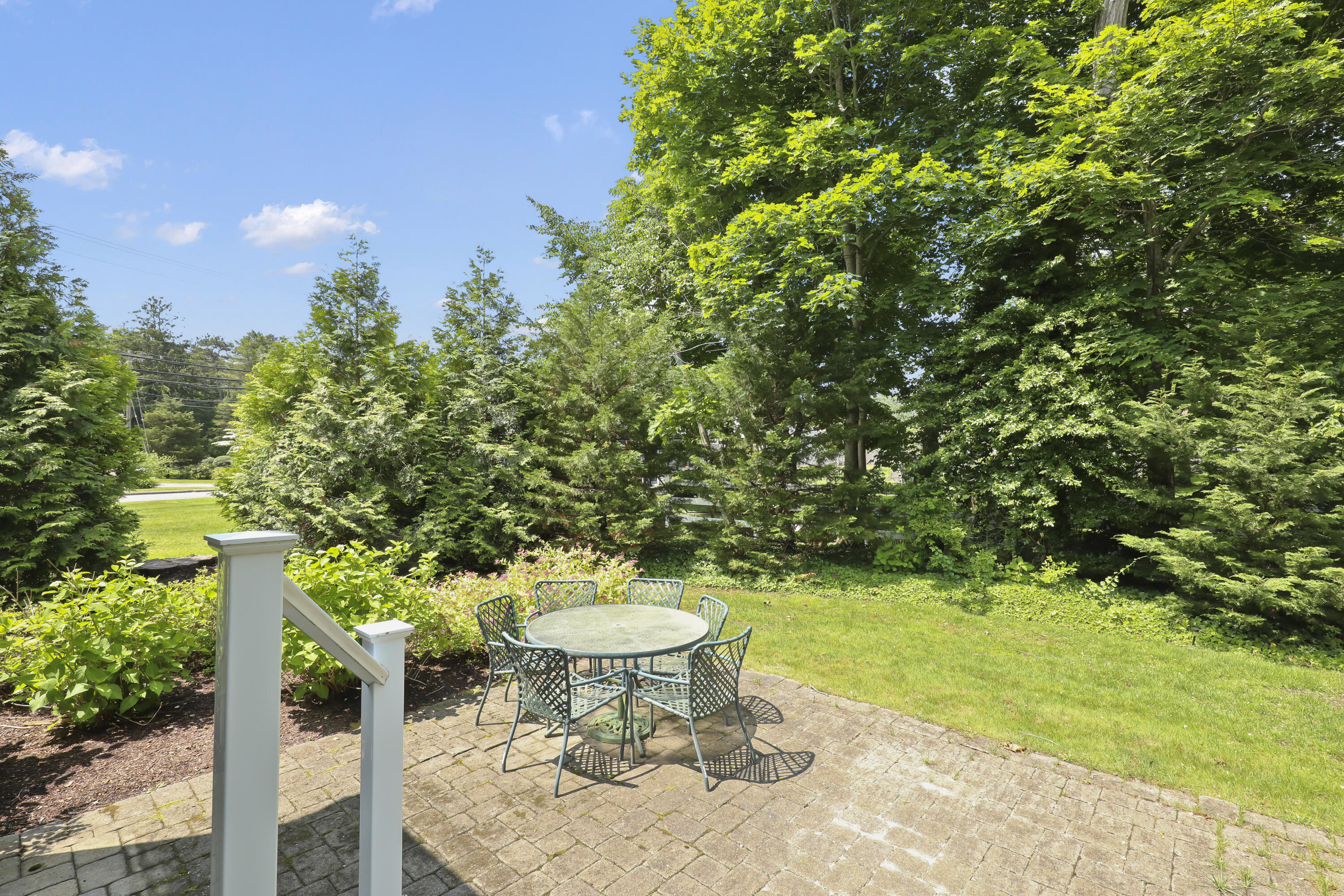 21 Pine Street Unit: 1AU